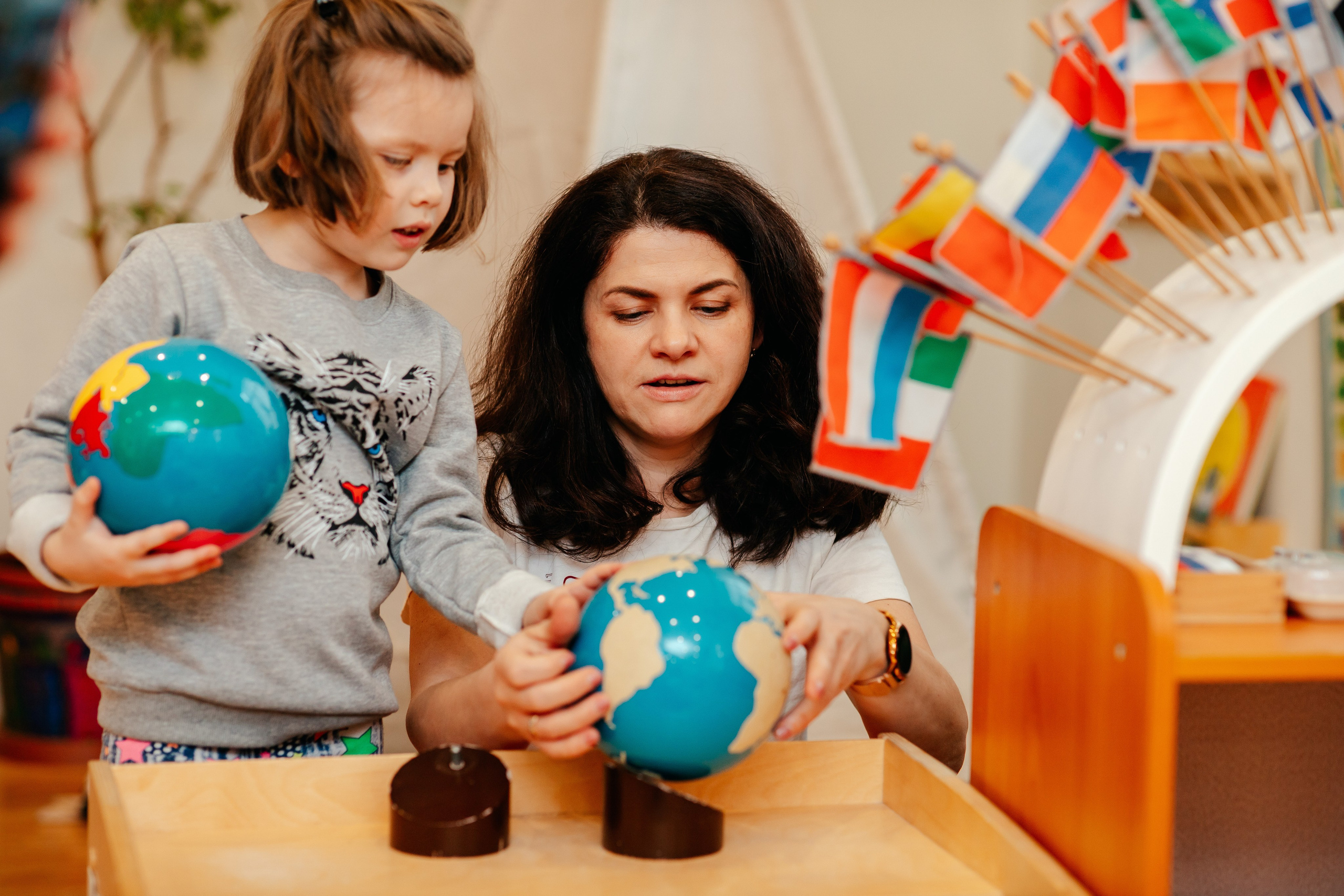 8 марта в Монтессори-саду. Семейный lifestyle фотограф в Санкт-Петербурге Людмила Пахомова