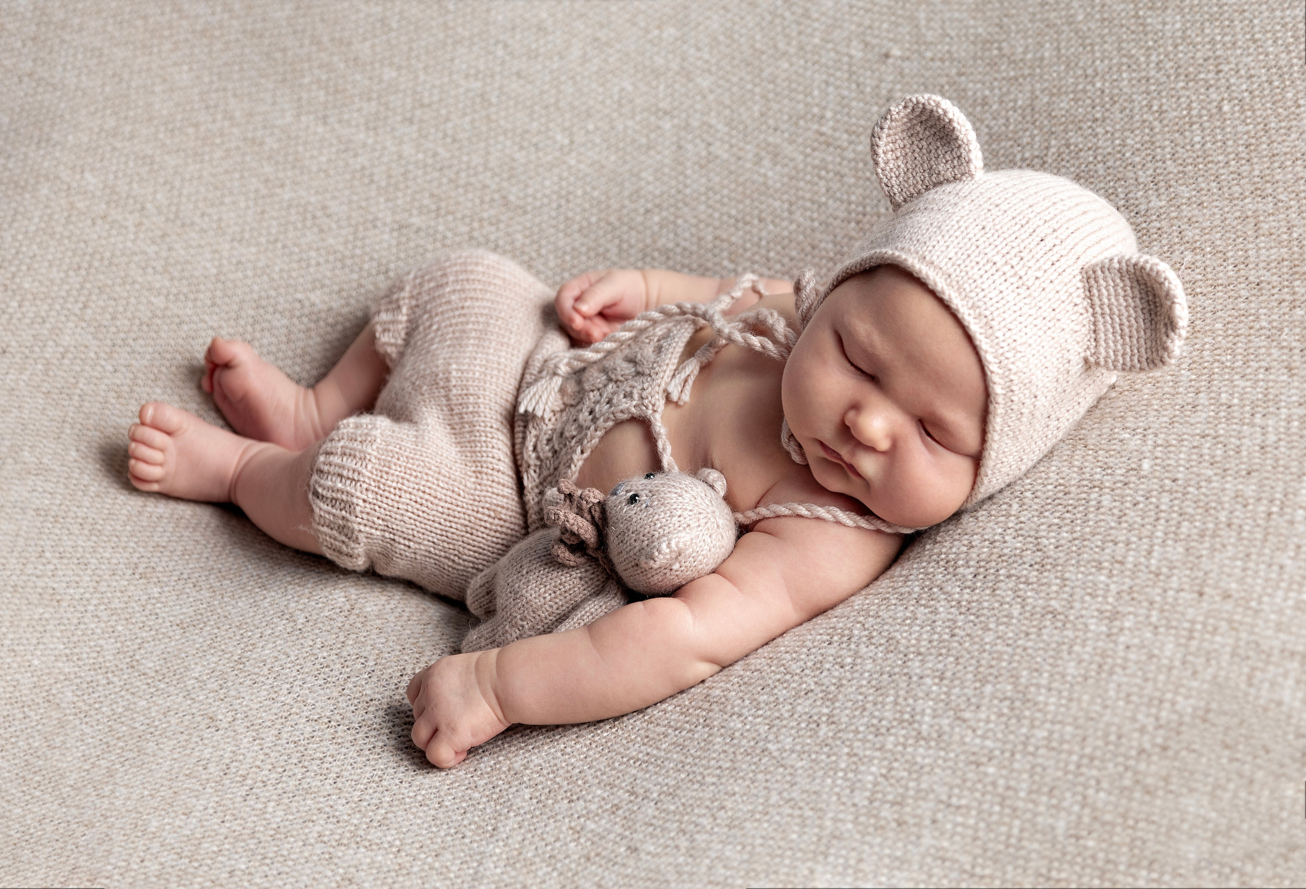 Фотосессия новорожденных в Ижевске. Фотограф новорожденных в Ижевске Анастасия Преснякова