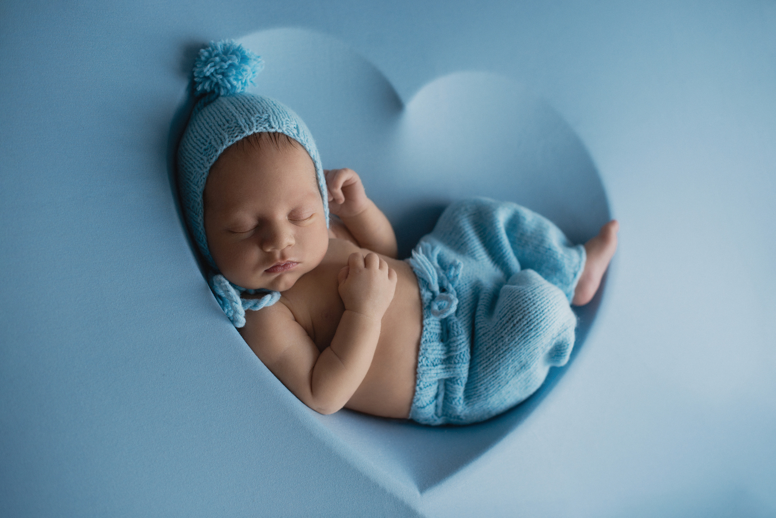 Фотосъемка новорожденного. Фотограф беременности, новорожденных и детей до года в Челябинске Волк