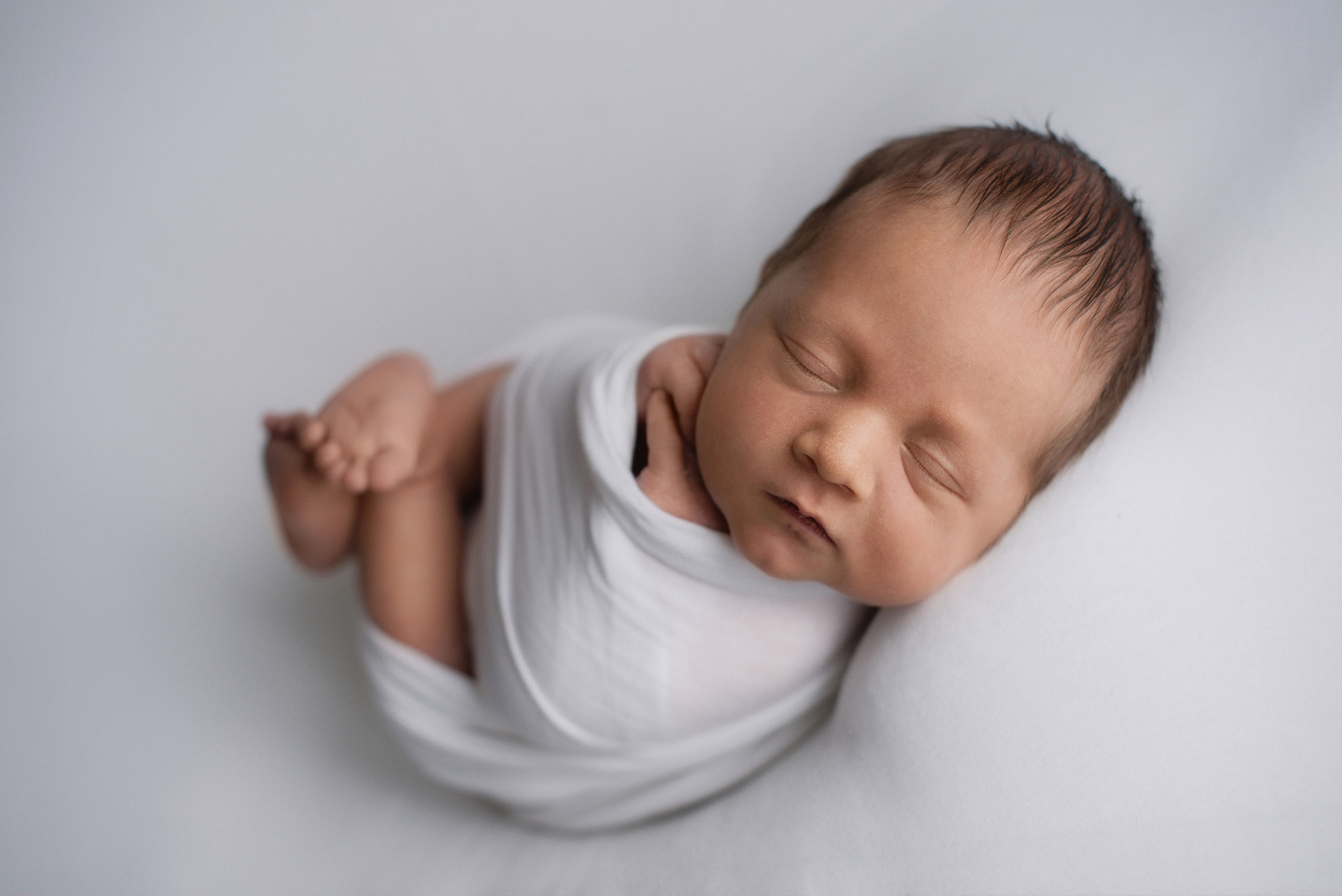 Фотосъемка новорожденного. Фотограф беременности, новорожденных и детей до года в Челябинске Волк