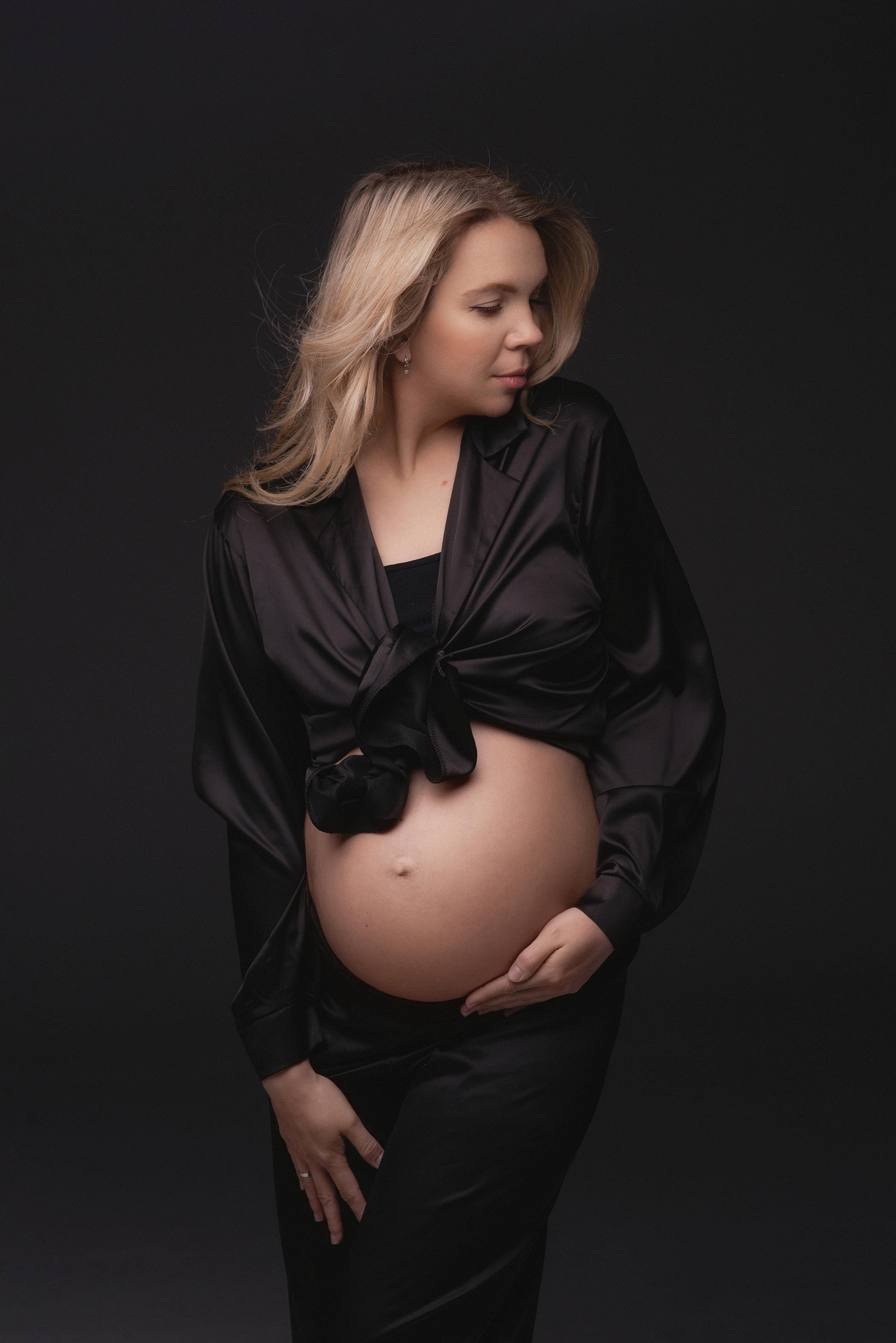 Фотосъемка беременности. Фотограф беременности, новорожденных и детей до года в Челябинске Волк