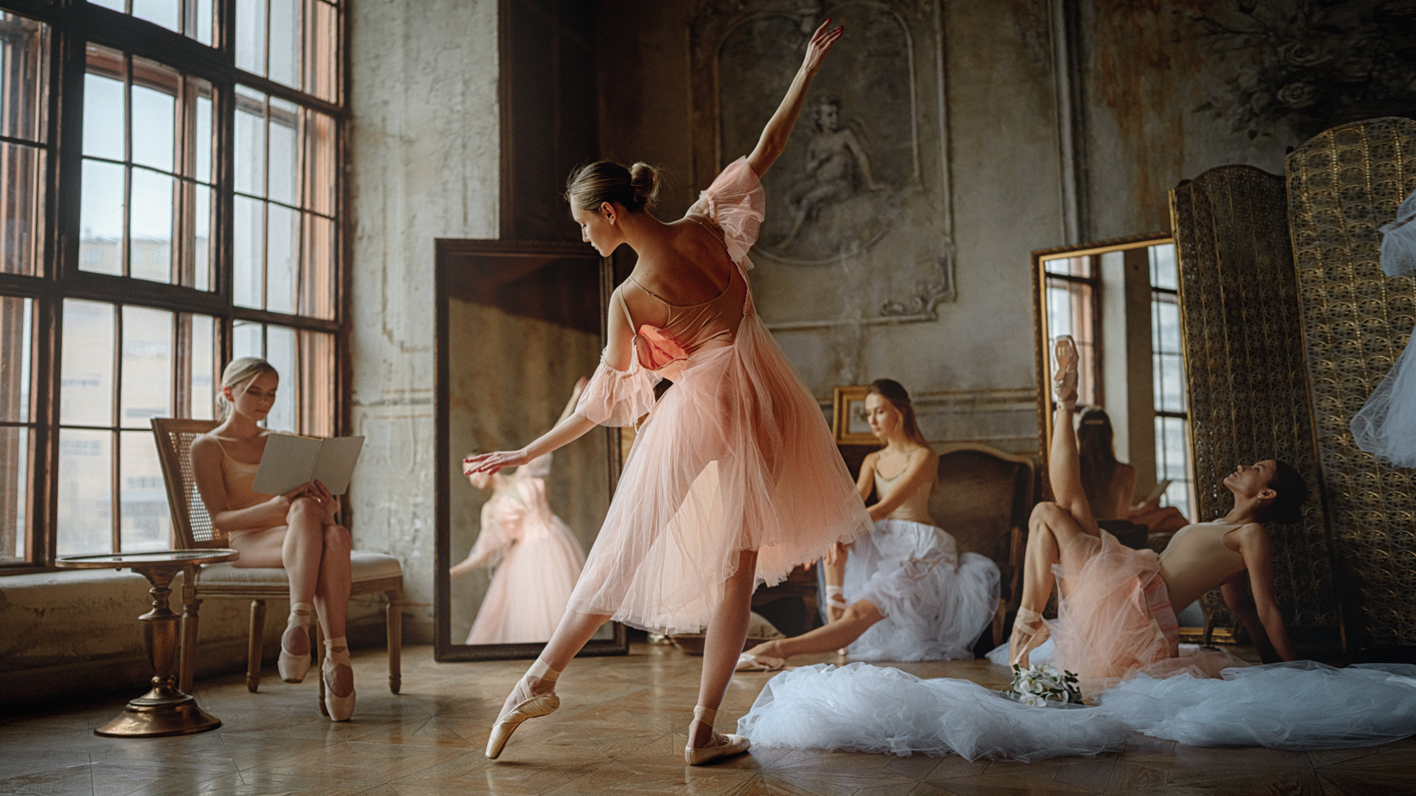 Indoor Portrait. Photographer Georgy Chernyadyev