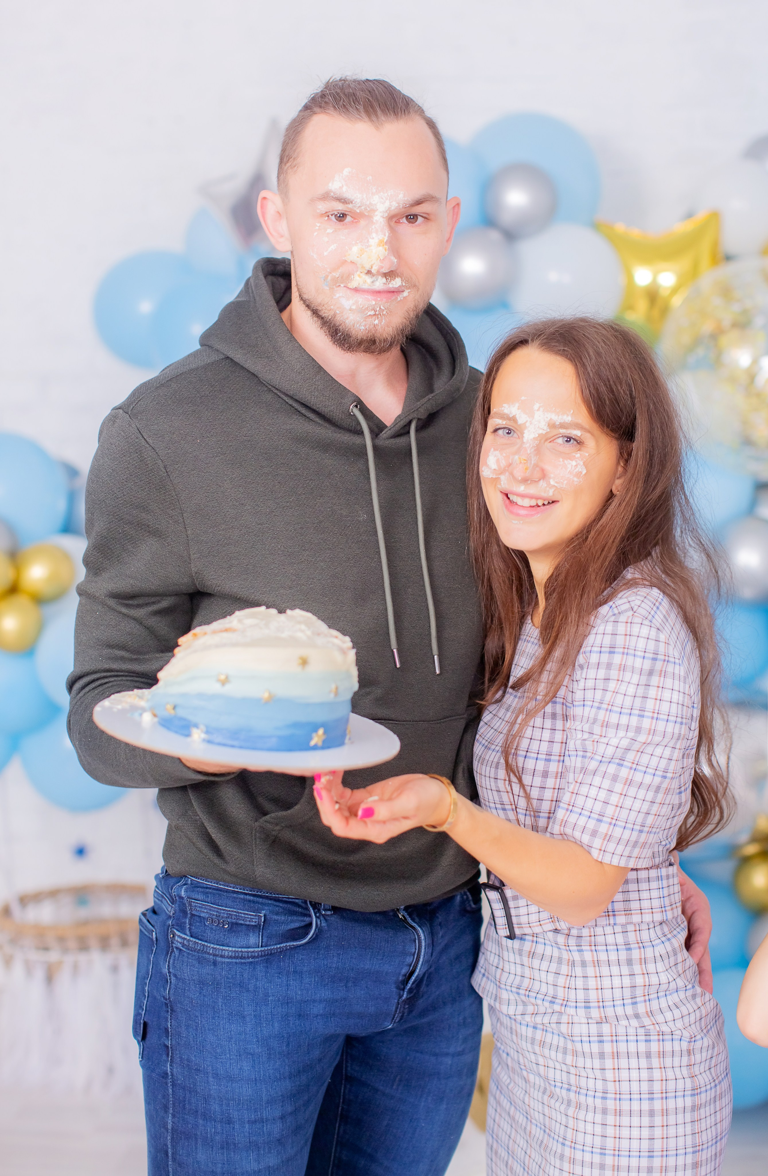 Первый торт. צלם ואמן ילדים ומשפחה