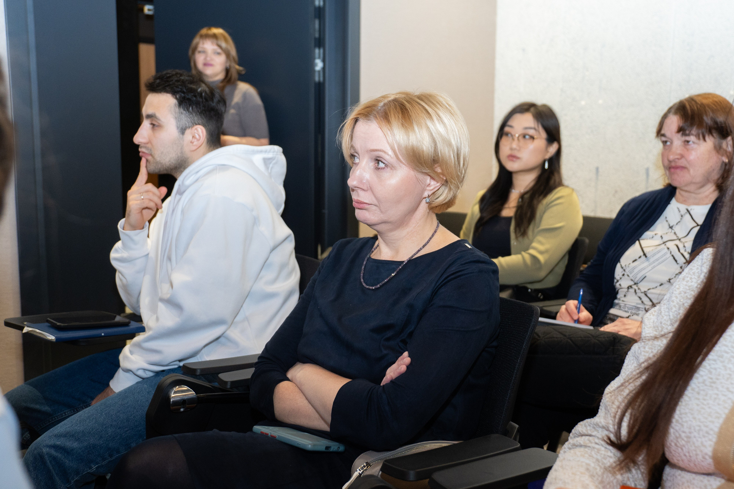 Фотографии с Конференции в  бизнес отеле Ruma. Фотограф в Хабаровске