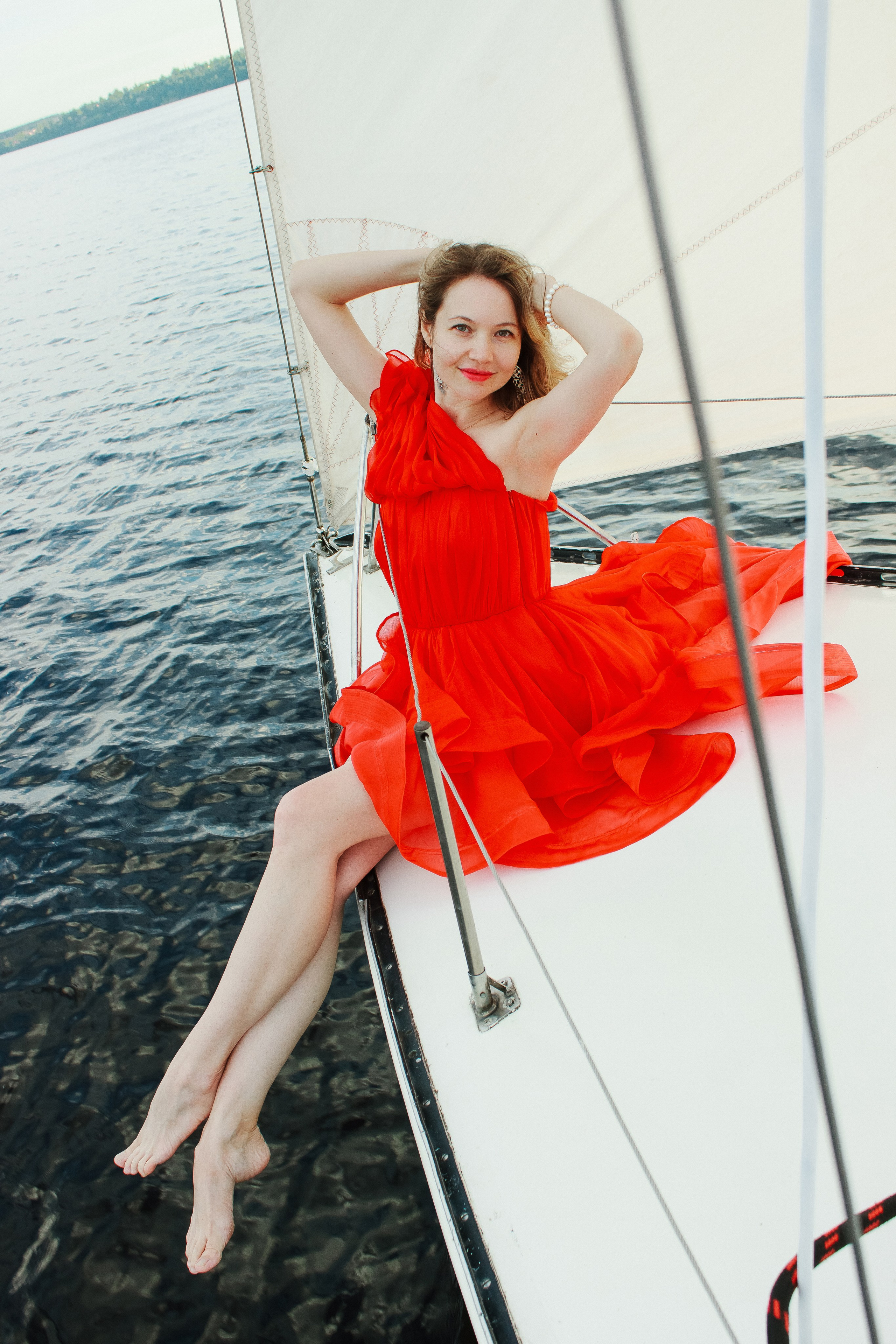 Фотосессия на яхте. Контентный фотограф в Перми Натали Кытманова