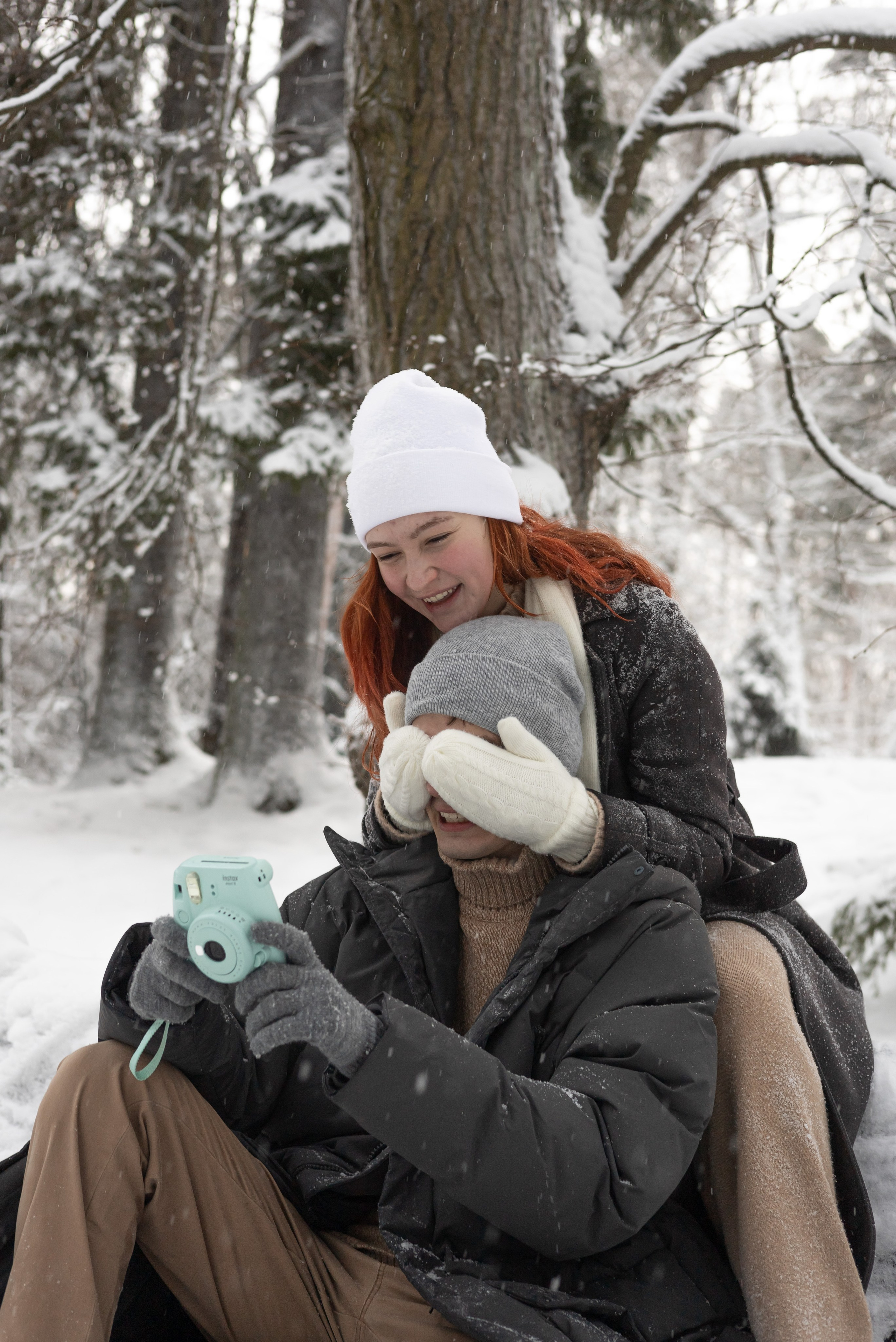 Николь и Егор. Зимняя фотосессия в Шуваловском парке. Портретный фотограф Панферова Регина г. Санкт-Петербург, г. Казань