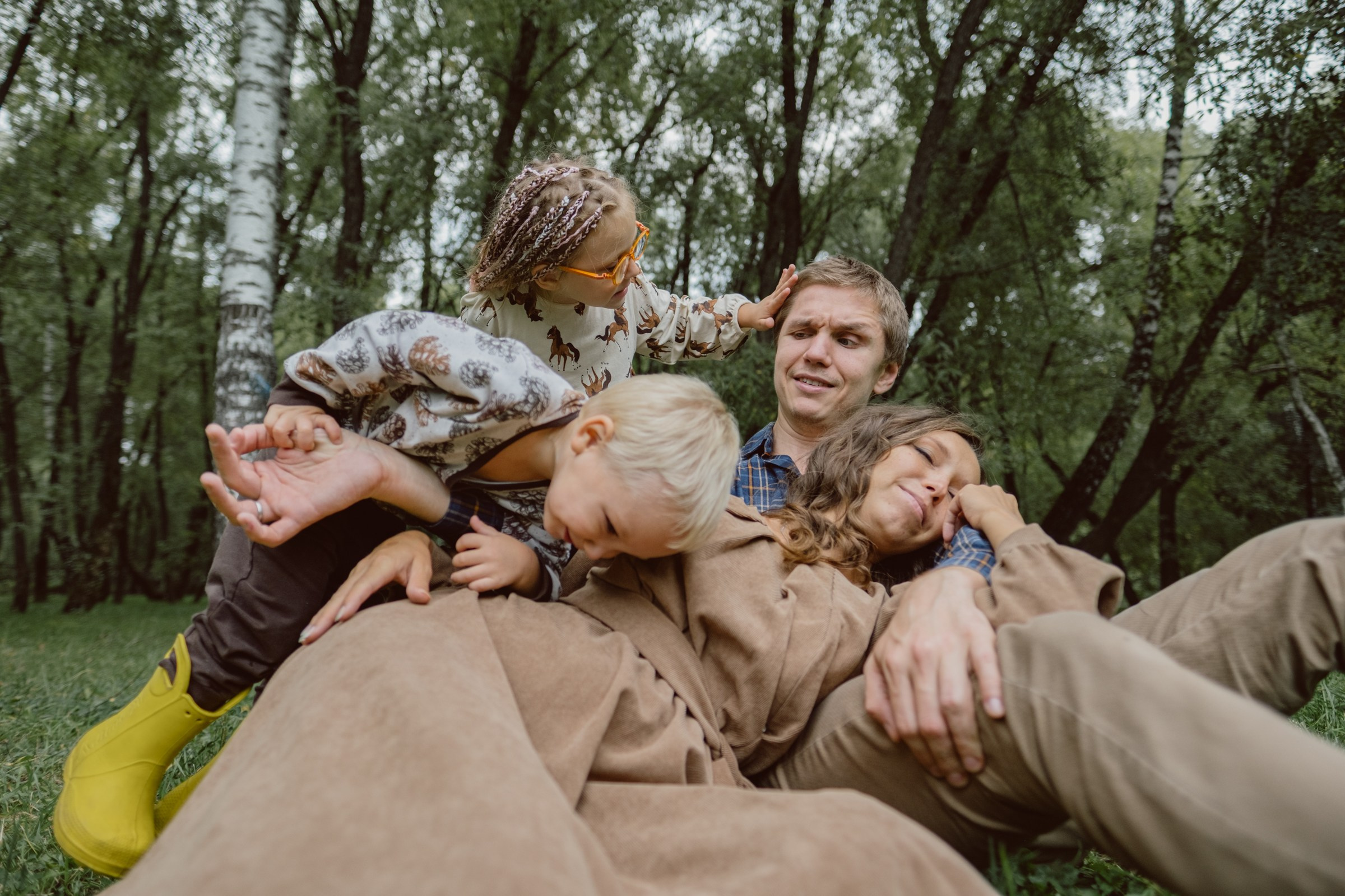 В парке. Свадебные и семейные фотографы в Москве Максим и Оксана Первомай