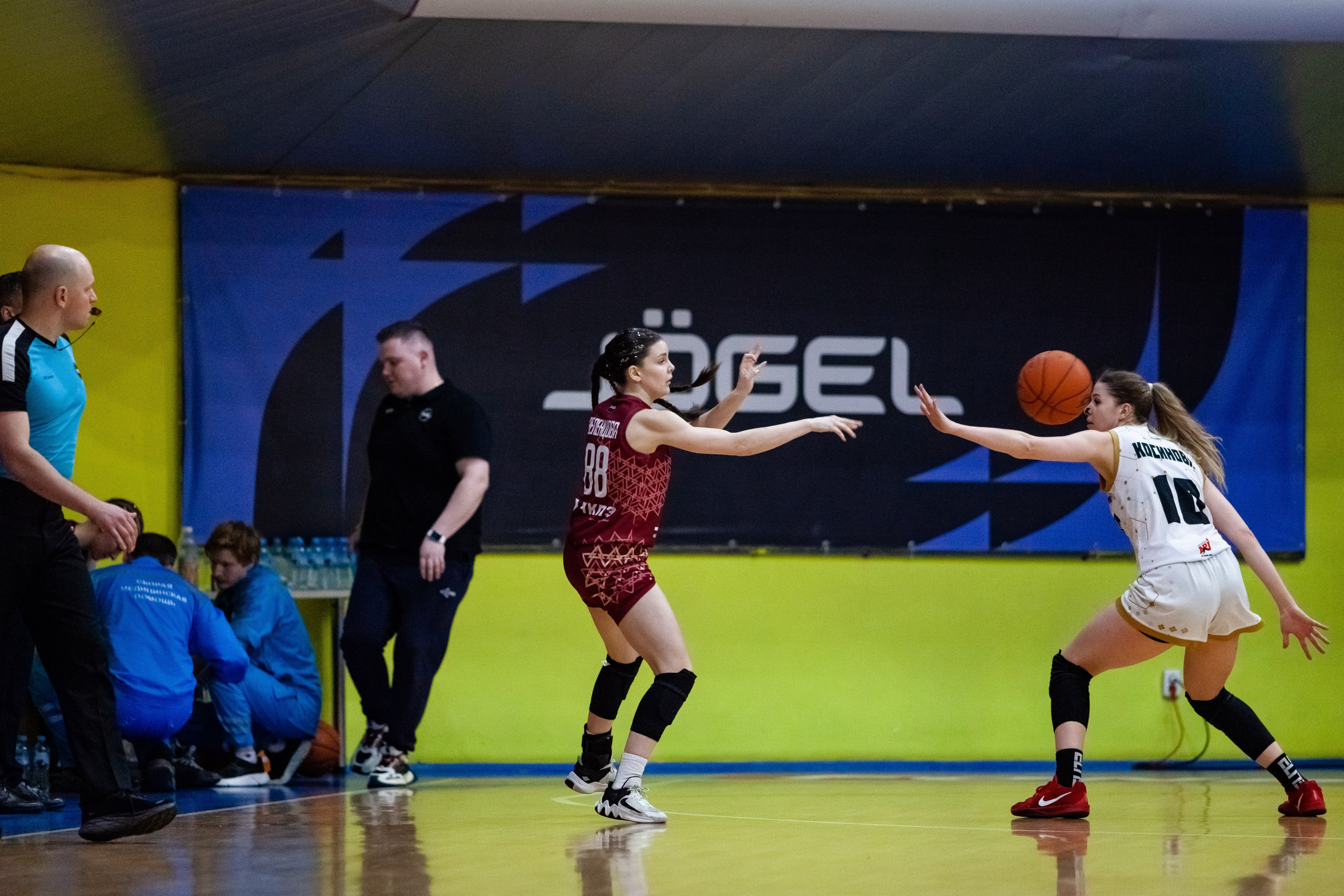 ЧГУ-Атланта — Славянка. Фотография