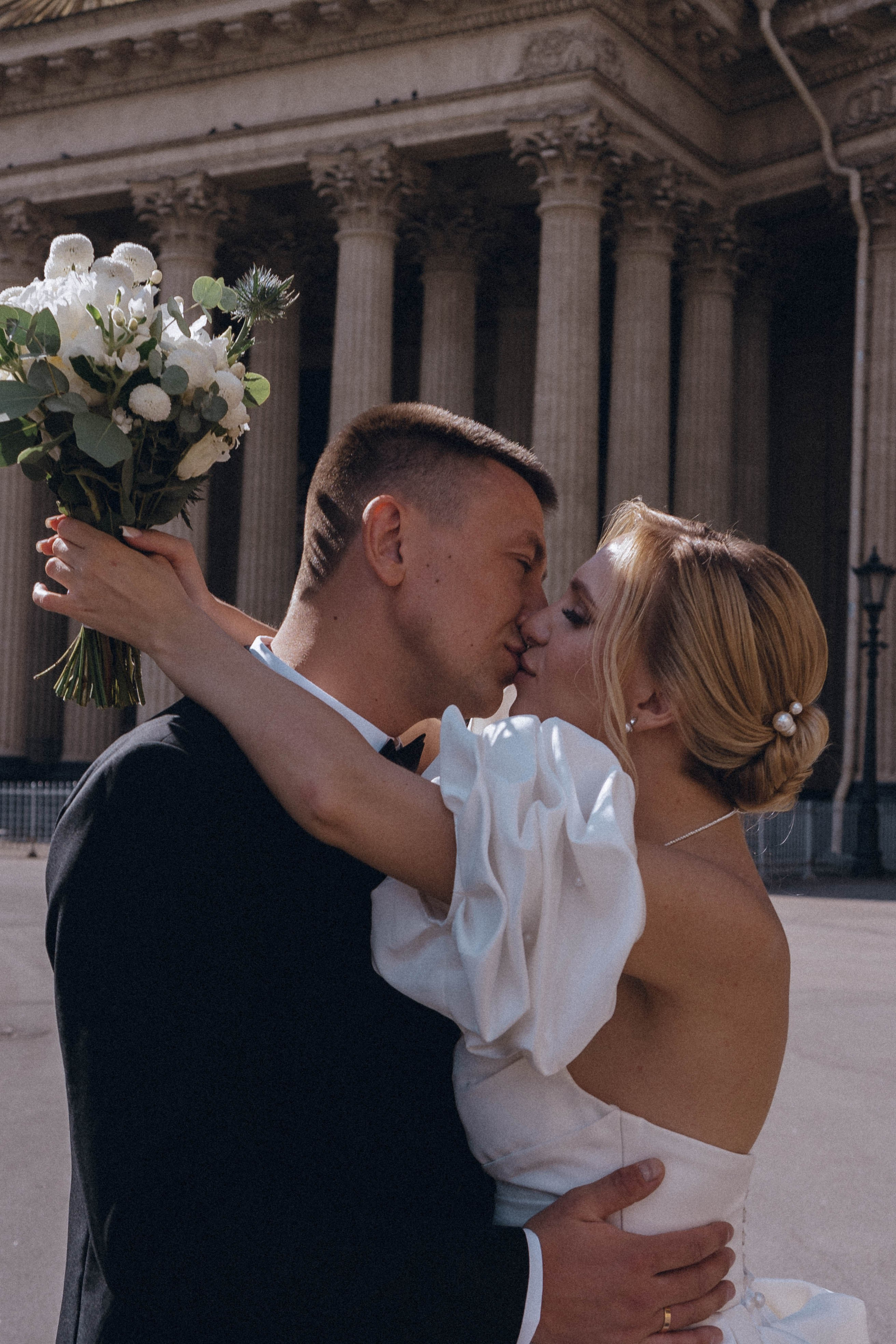 СВАДЕНБНАЯ СЬЕМКА НА КАТЕРЕ ПО КАНАЛАМ САНКТ-ПЕТЕРБУРГА И В АКВАТОРИИ НЕВЫ. Профессиональный фотограф, Санкт-Петербург — Виктория Богомолова