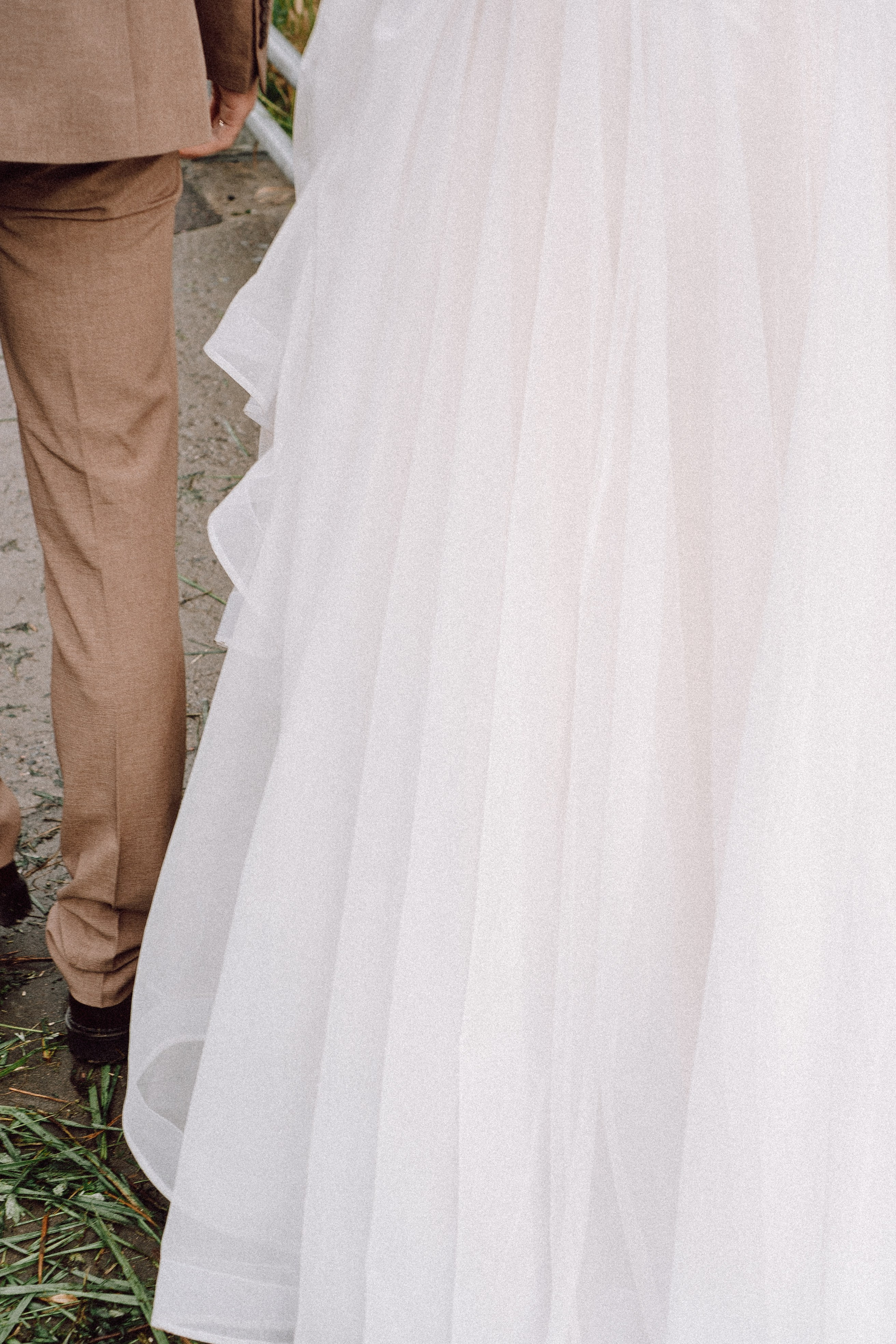 СВАДЕБНАЯ ФОТОСЕССИИЯ ПАРЫ В ГОРОДЕ ПРИОЗЕРСК В СОСНОВОМ ЛЕСУ И С ПИКАПОМ. Профессиональный фотограф, Санкт-Петербург — Виктория Богомолова