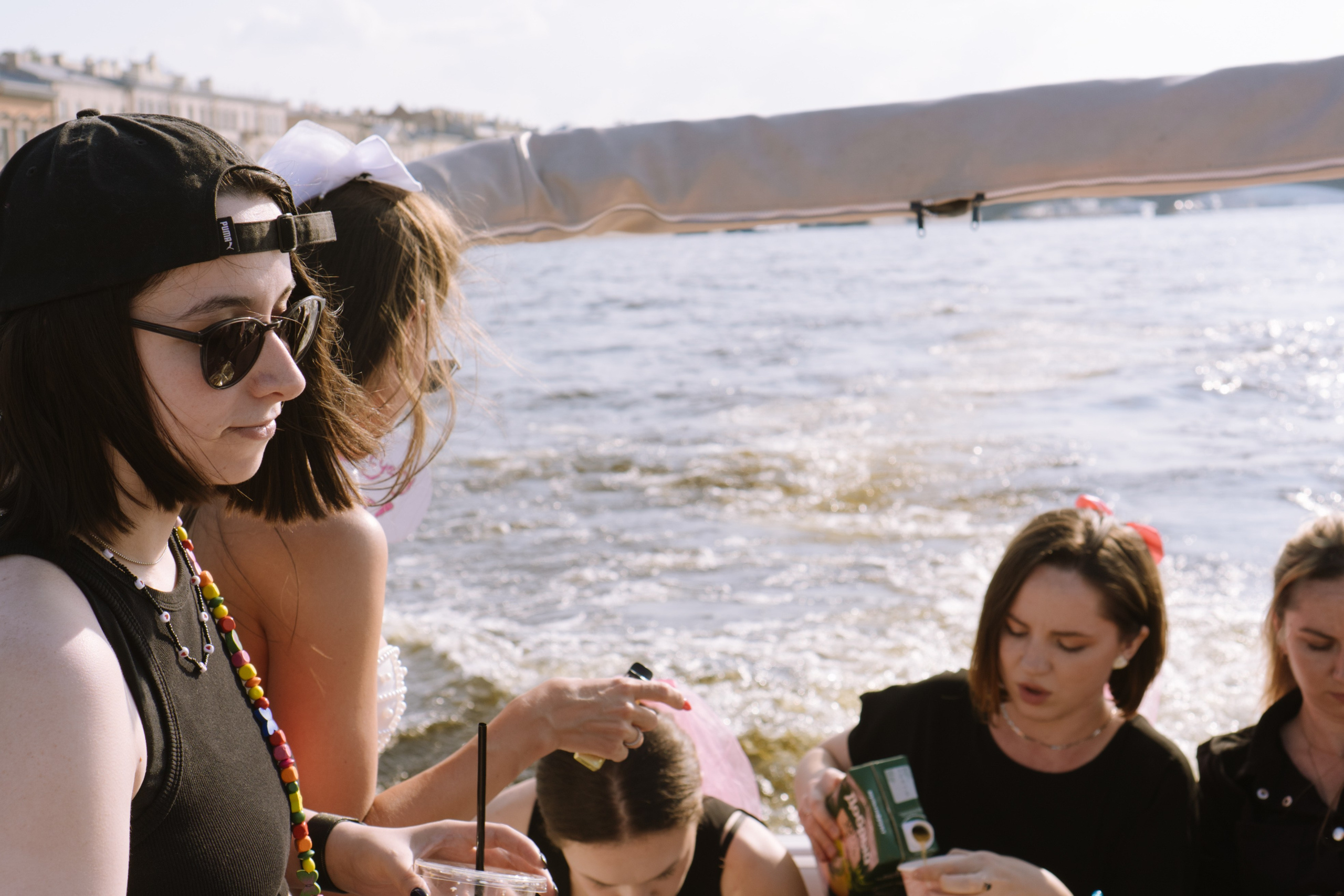 ДЕВИЧНИК НА КАТЕРЕ. Профессиональный фотограф, Санкт-Петербург — Виктория Богомолова