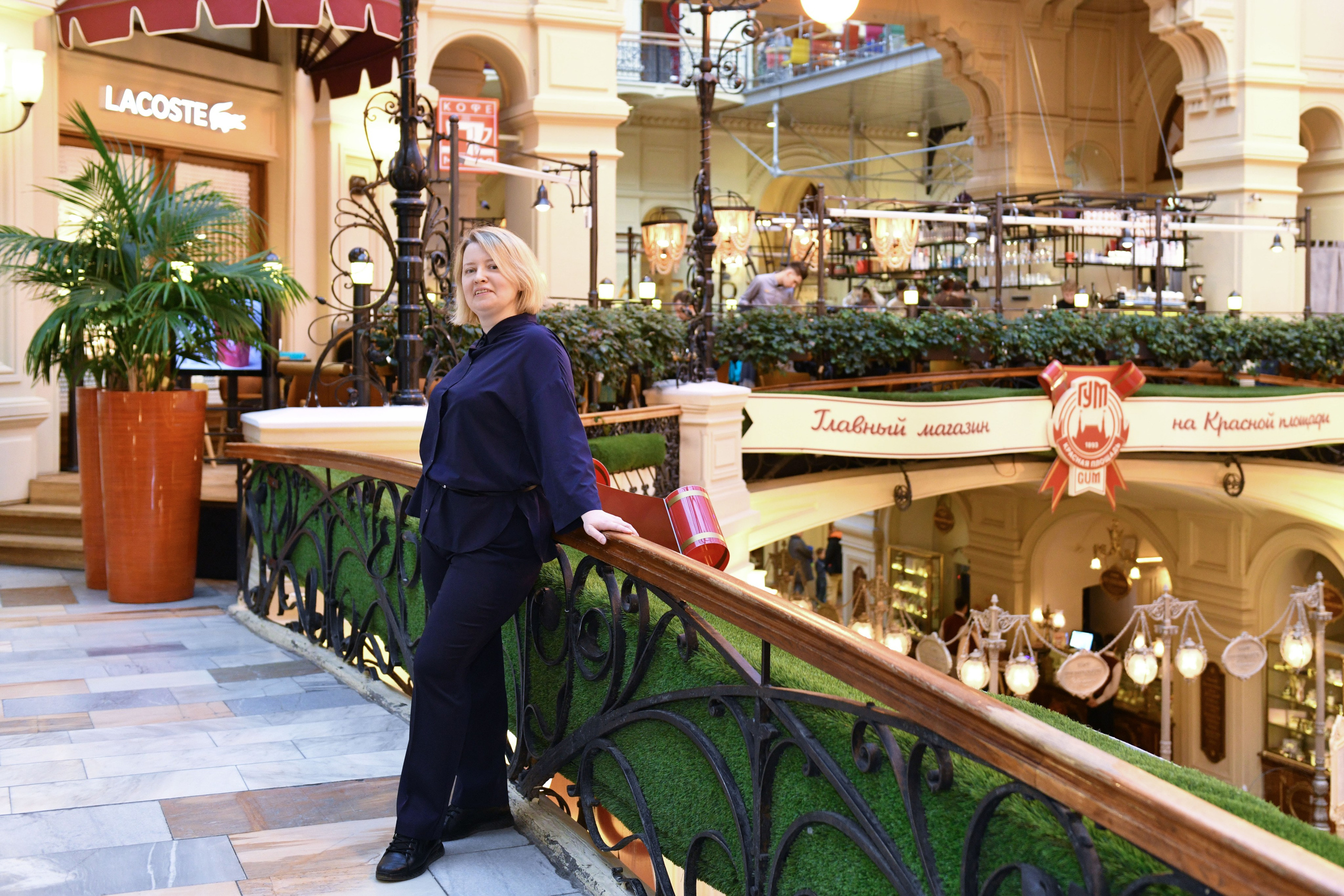 Семья в Гуме. Свадебный и портретный фотограф в Москве Галина Борисова