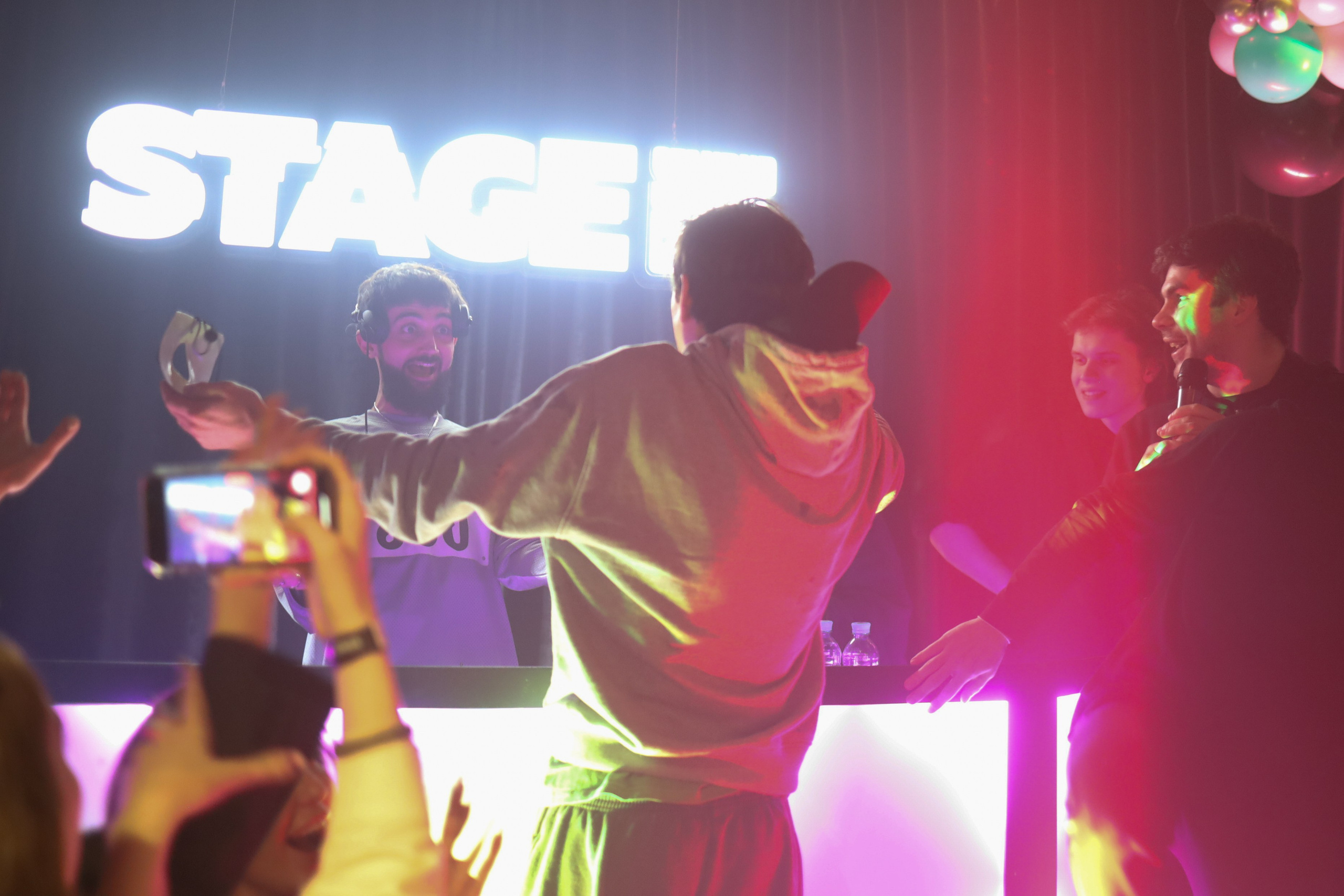 День рождения Stage