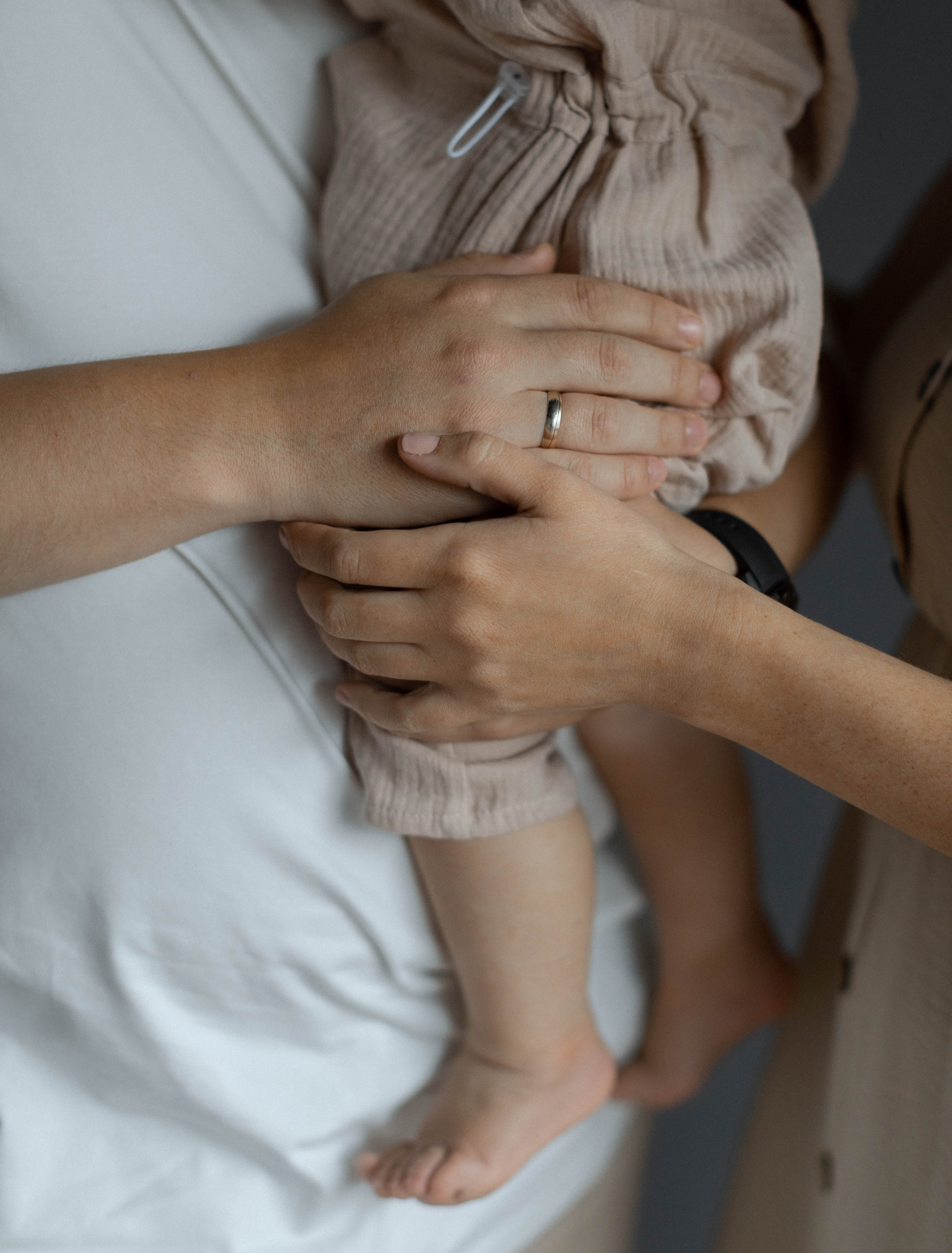 Артем, Виктория и их малыш