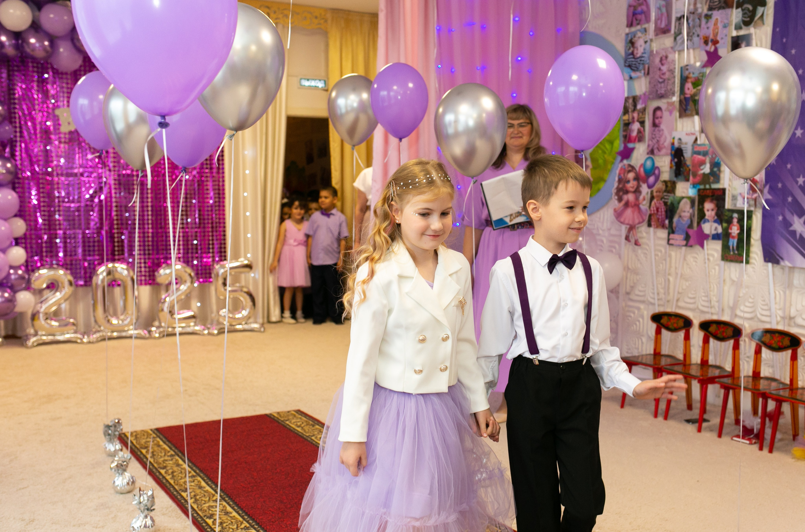 Выпускные и Утренники. Фотограф новорожденных и семейный фотограф НСО г. Бердск Марина Львова