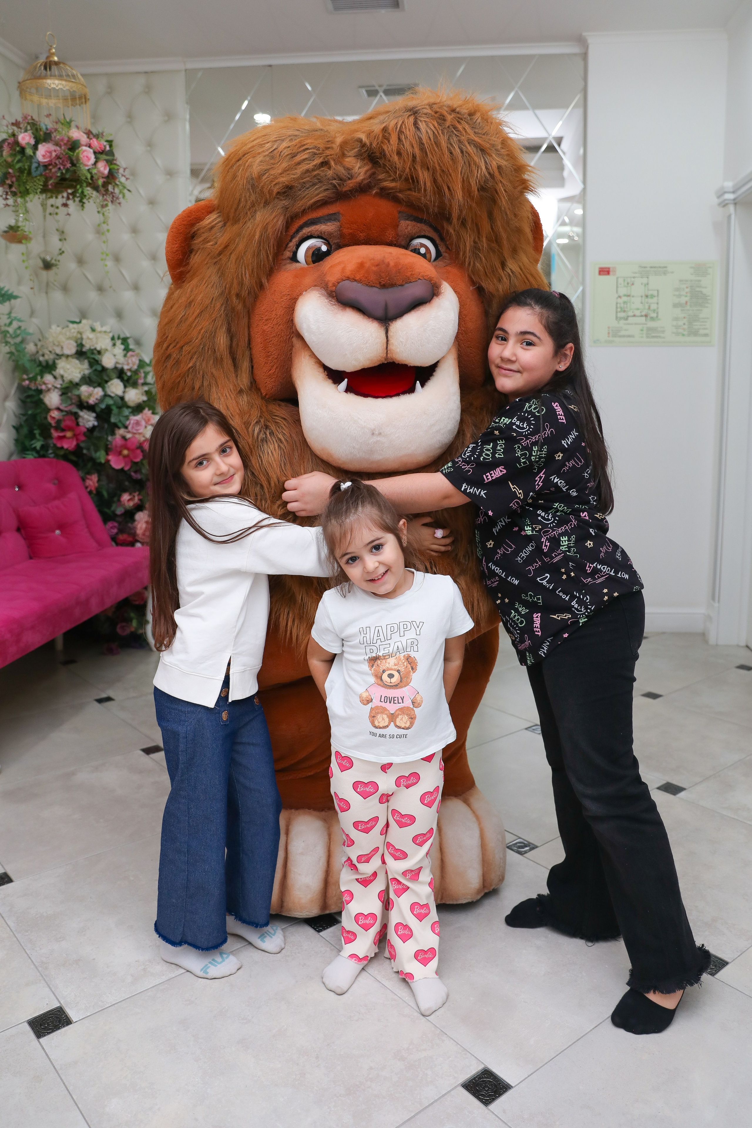 ДЕТСКИЕ МЕРОПРИЯТИЯ. Photographer Viktoriya Markushina «My world throug»