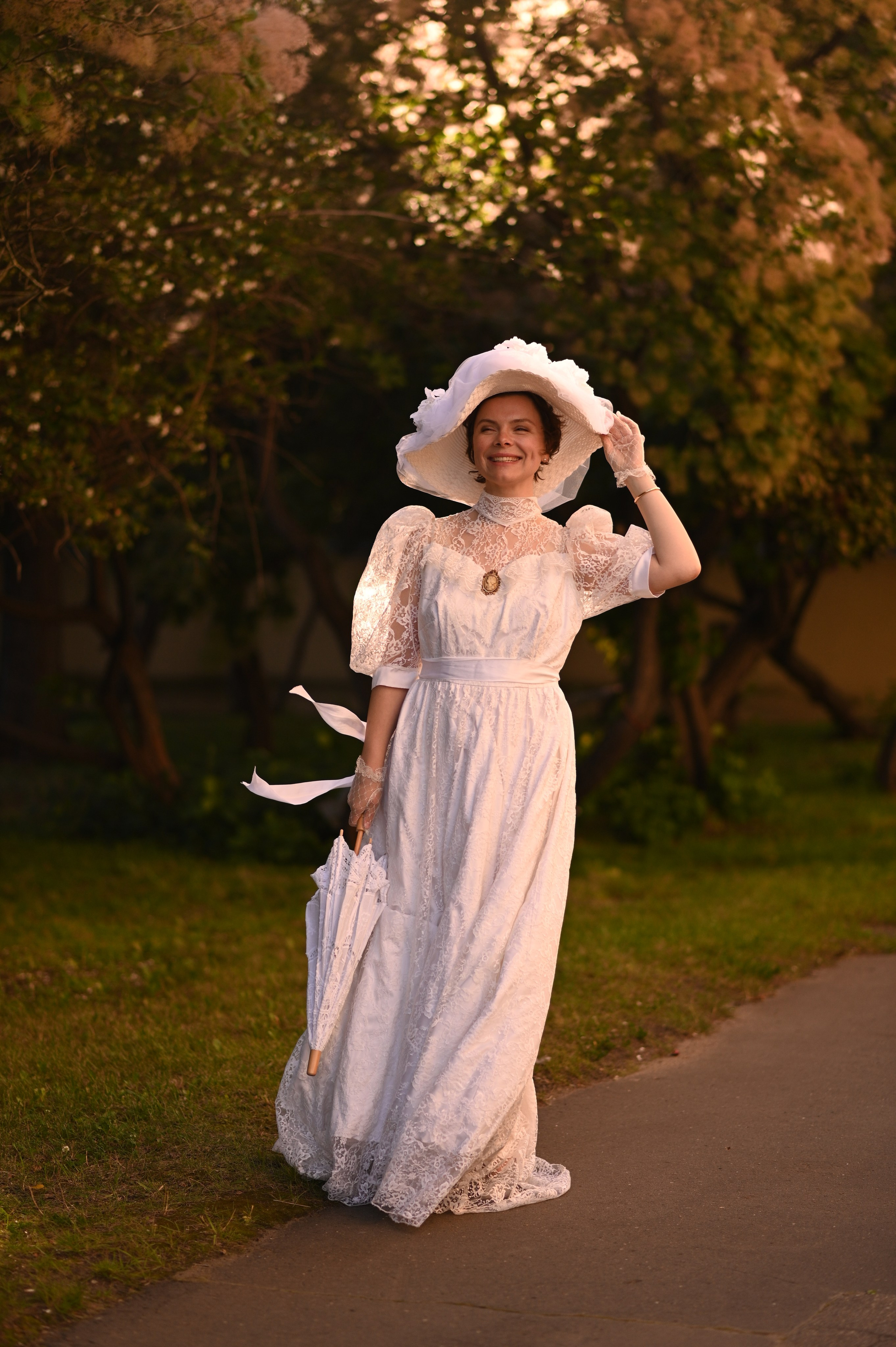 Нескучный сад, съемка с Татьяной Брухуновой. Винтажные фотосессии в Москве