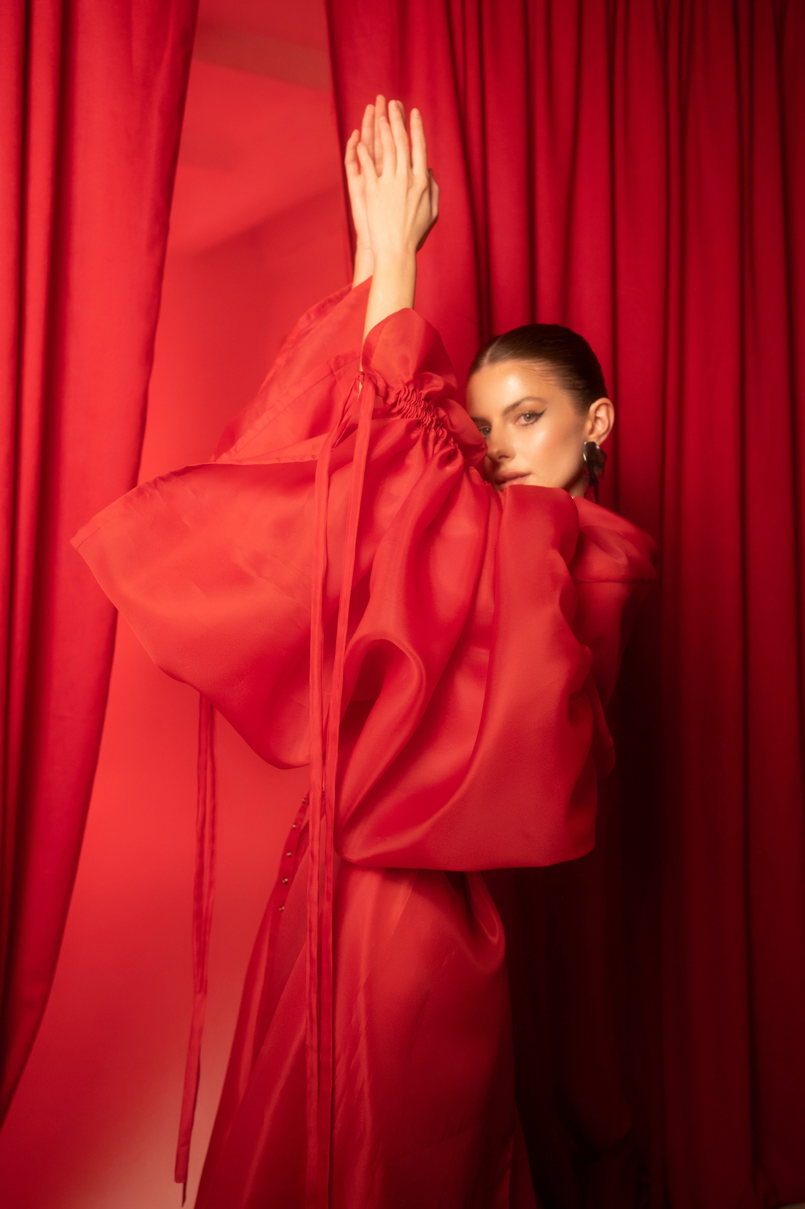 Total red. Контент и бизнес съемка. Первоуральск, Екатеринбург.Наталья Старек