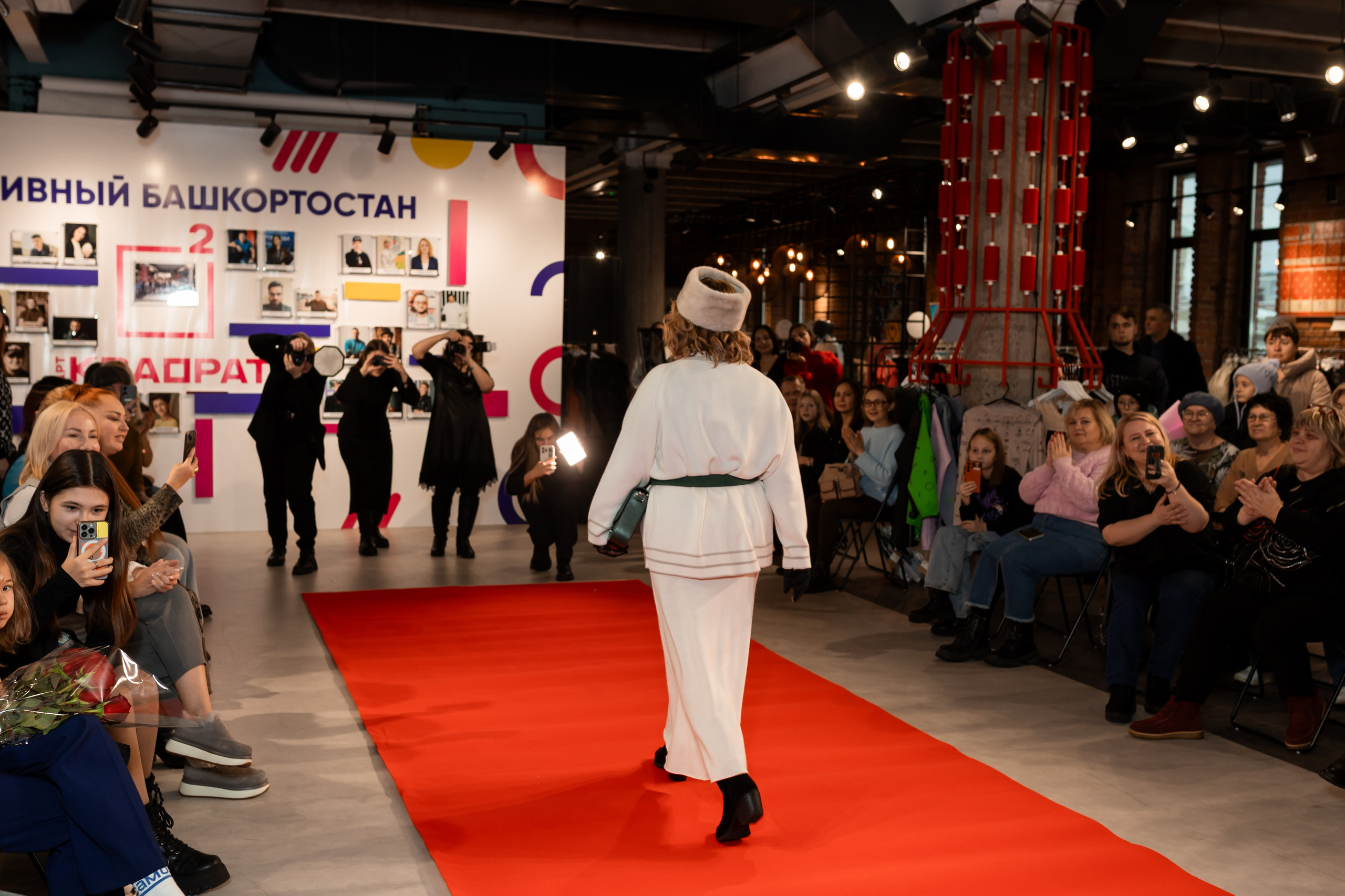 Показ проекта Super woman. Марина Шаймухаметова. Фотограф в Уфе