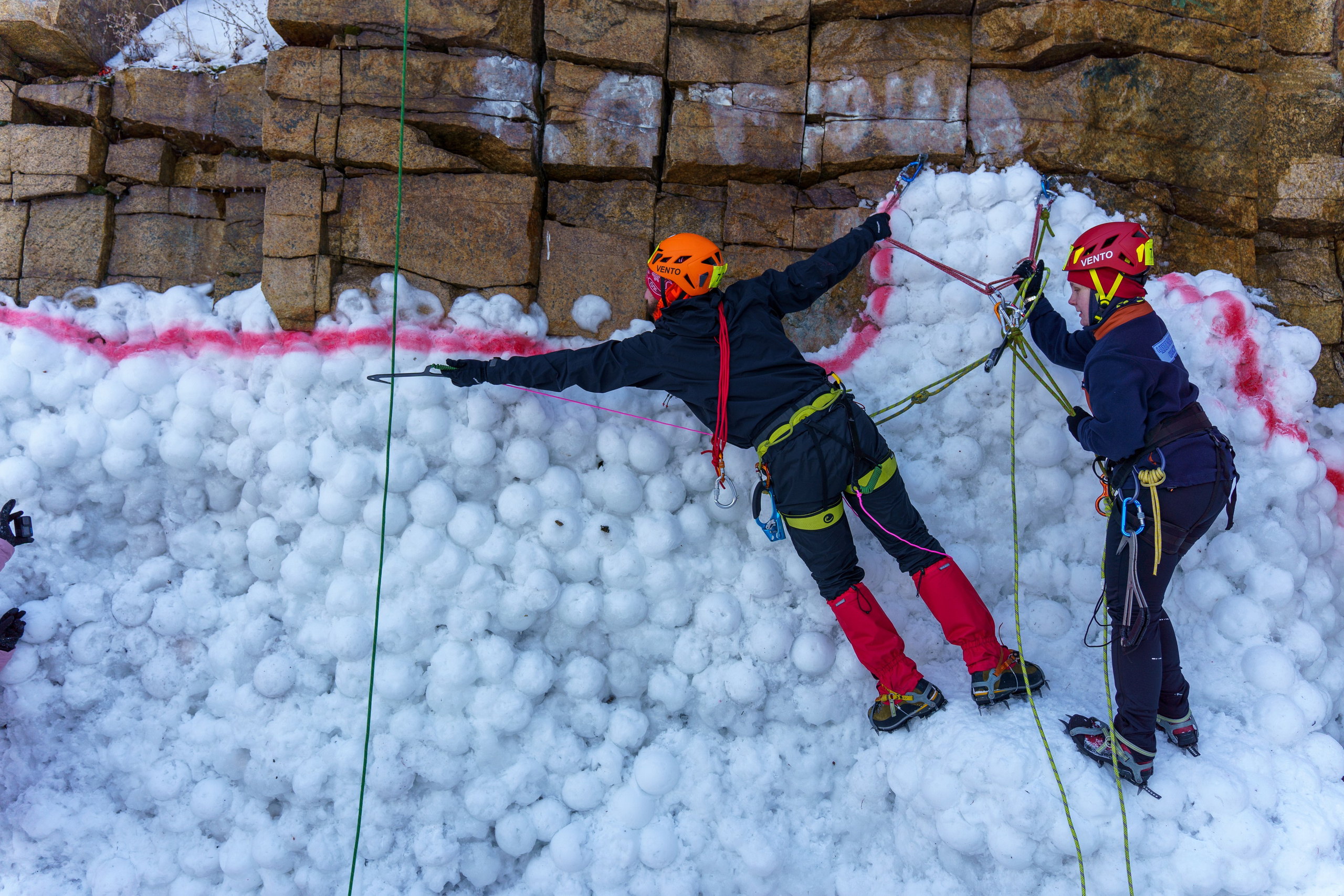 Ледовые связки 2025