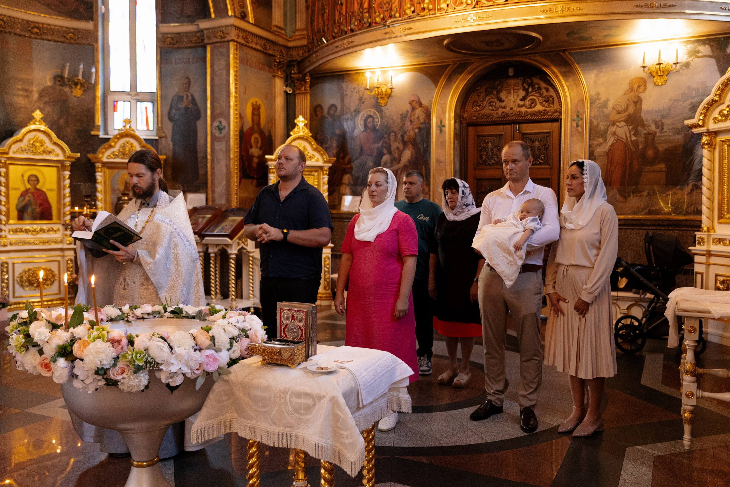 Крещение в Церкви иконы Божией Матери Целительницы. Свадебный фотограф и видеограф Краснодар, Ростов, Сочи, Новороссийск