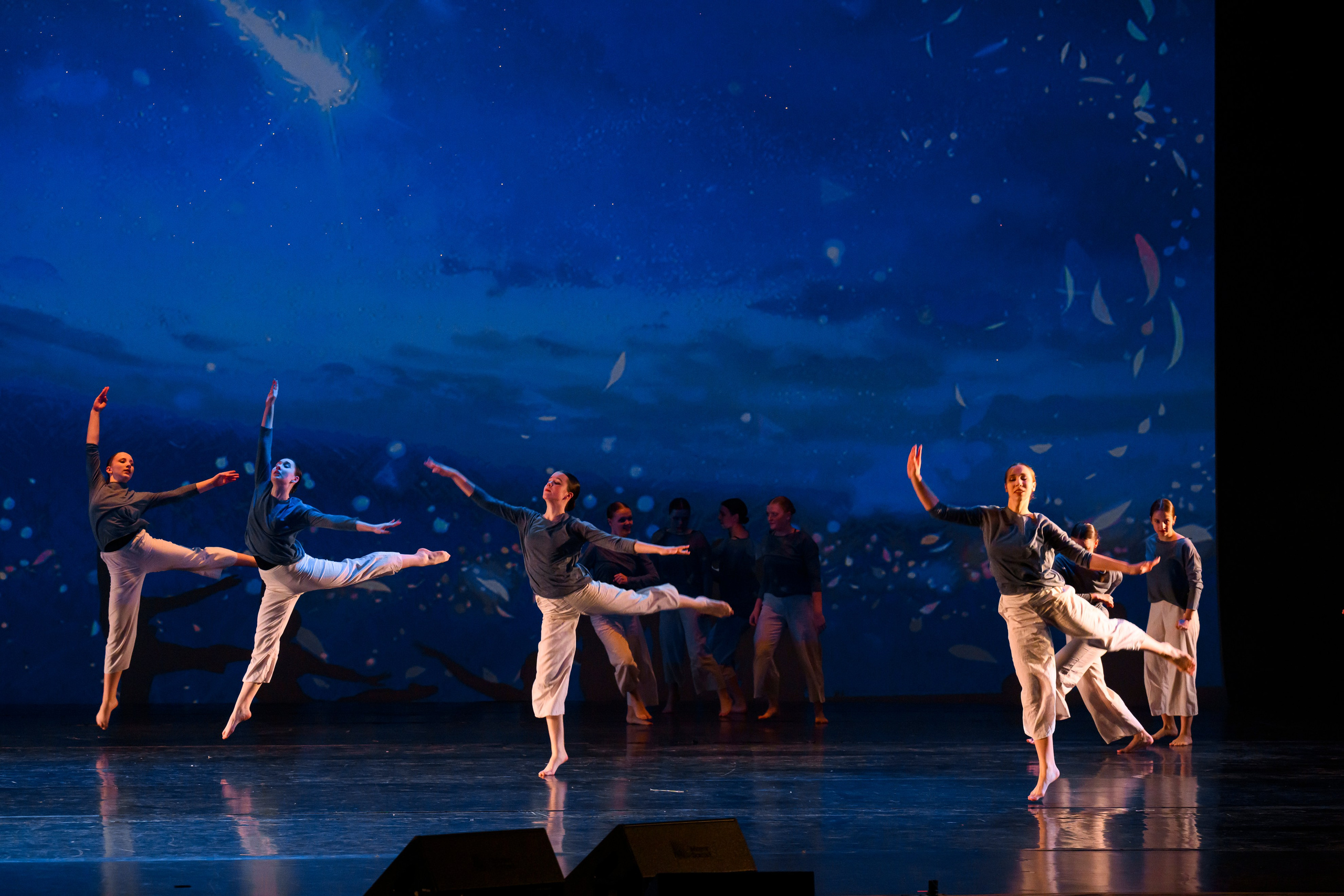 23 апреля, часть 1, БКЗ Октябрьский, г. Санкт-Петербург. Золотое яблочко