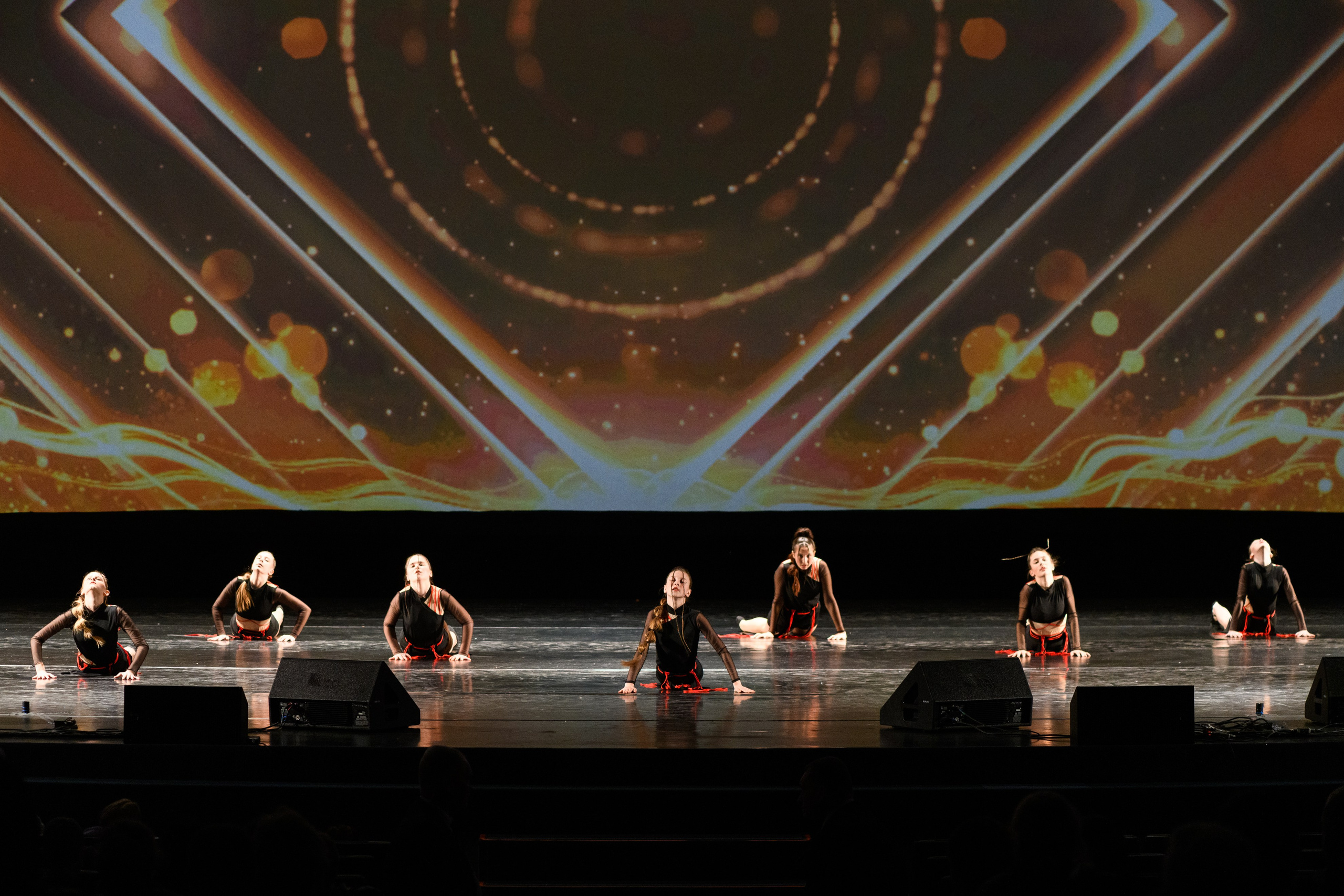 23 апреля, часть 2, БКЗ Октябрьский, г. Санкт-Петербург. Золотое яблочко