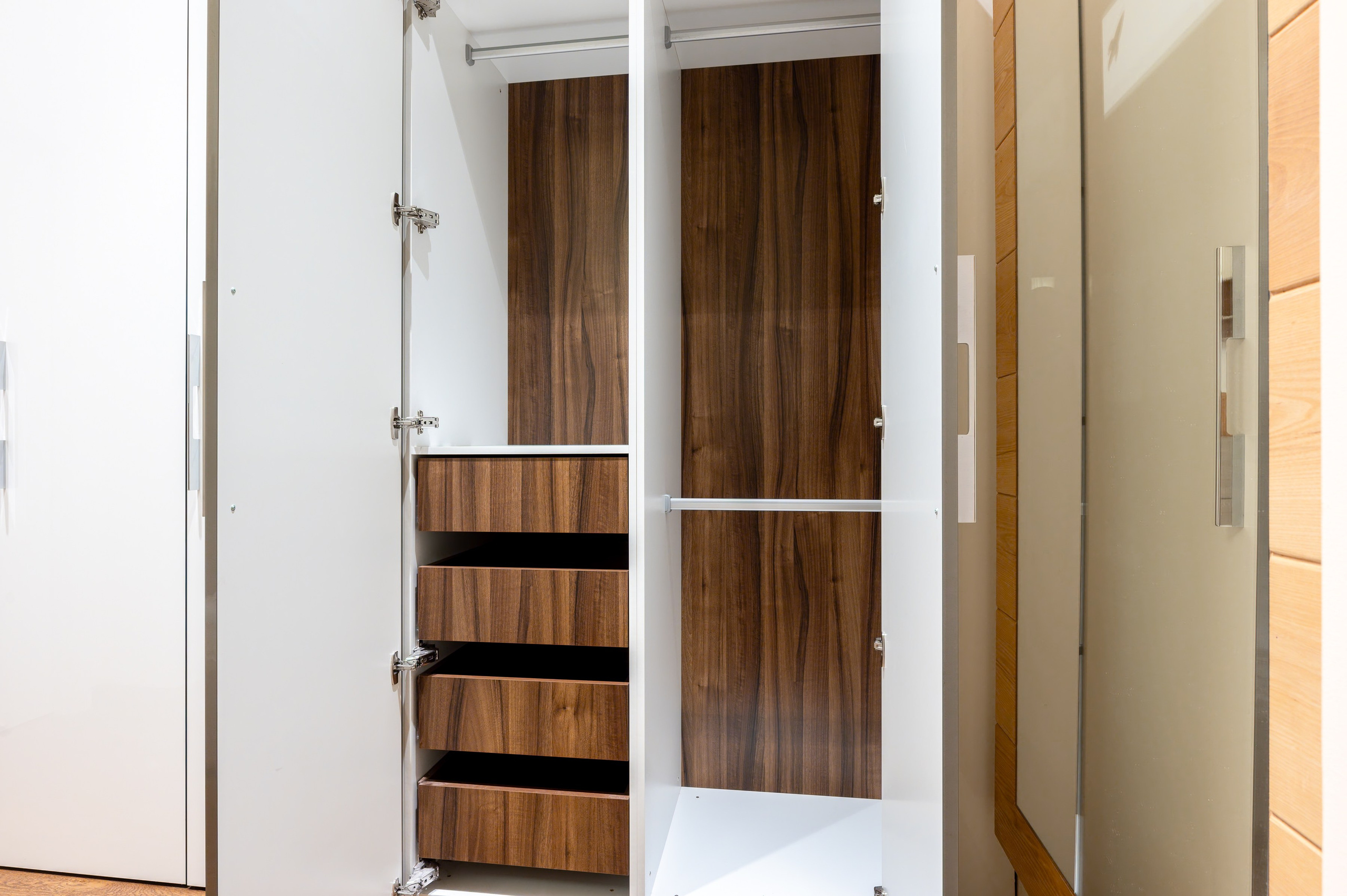 Квартира на Среднем проспекте ВО. Интерьерный фотограф. Фото- видеосъемка недвижимости Санкт-Петербург