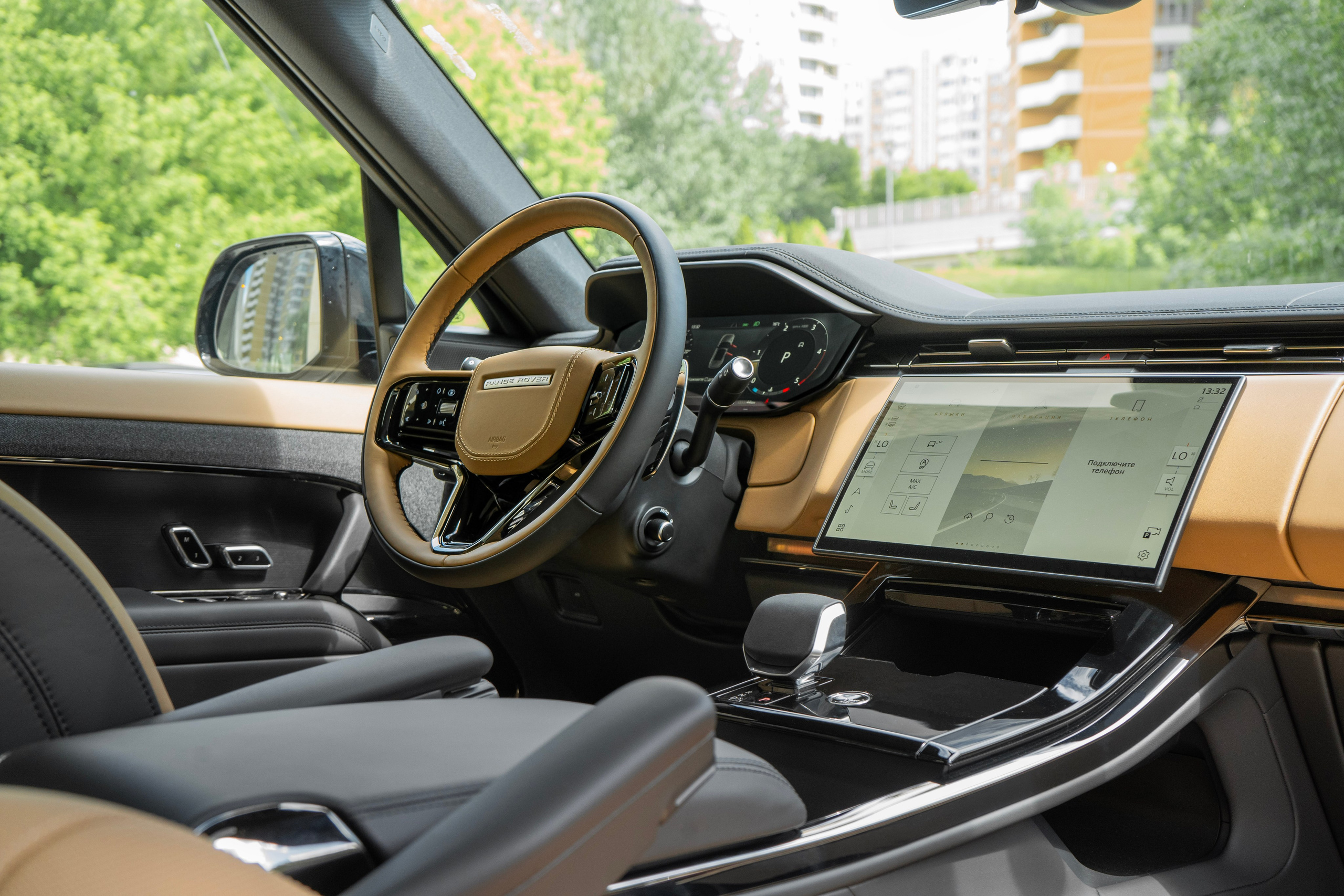 Range Rover Sport 2026. Автомобильный фотограф Ногинск Денис Городок