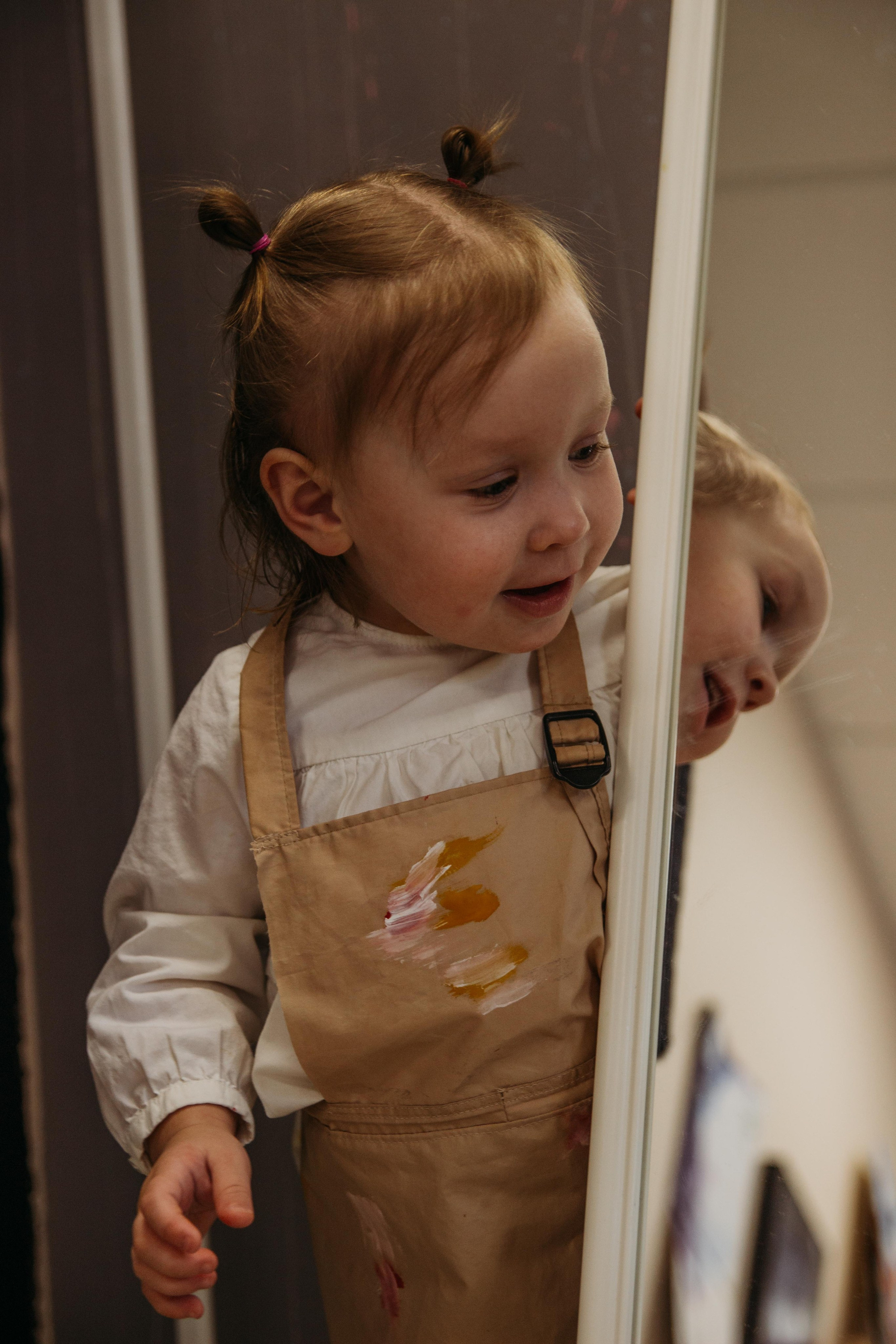 Фотосессия юной художницы. Венера Гайн. Репортажный фотограф  Тюмень. Обучение фотографии с 0