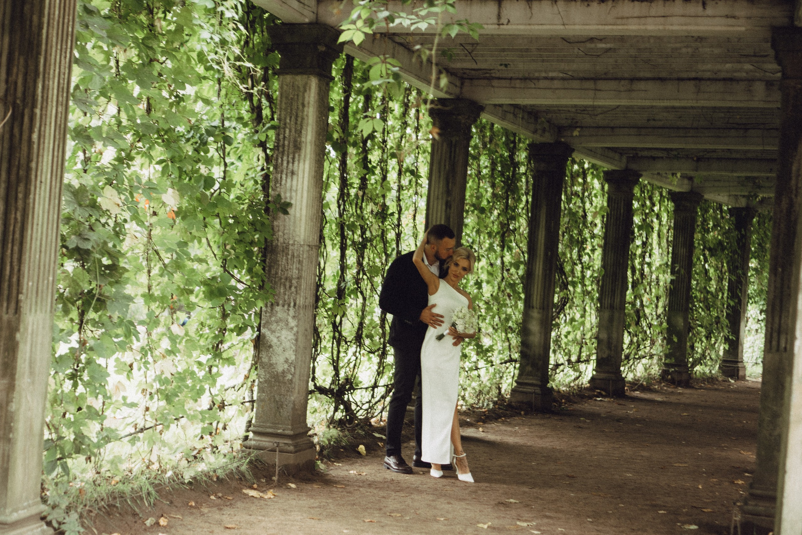 СВАДЕБНАЯ ИСТОРИЯ В ГОРОДЕ ПУШКИН ВОЗЛЕ ЕКАТЕРИНИНСКОГО ДВОРЦА И В ПАРКЕ. Профессиональный фотограф, Санкт-Петербург — Виктория Богомолова