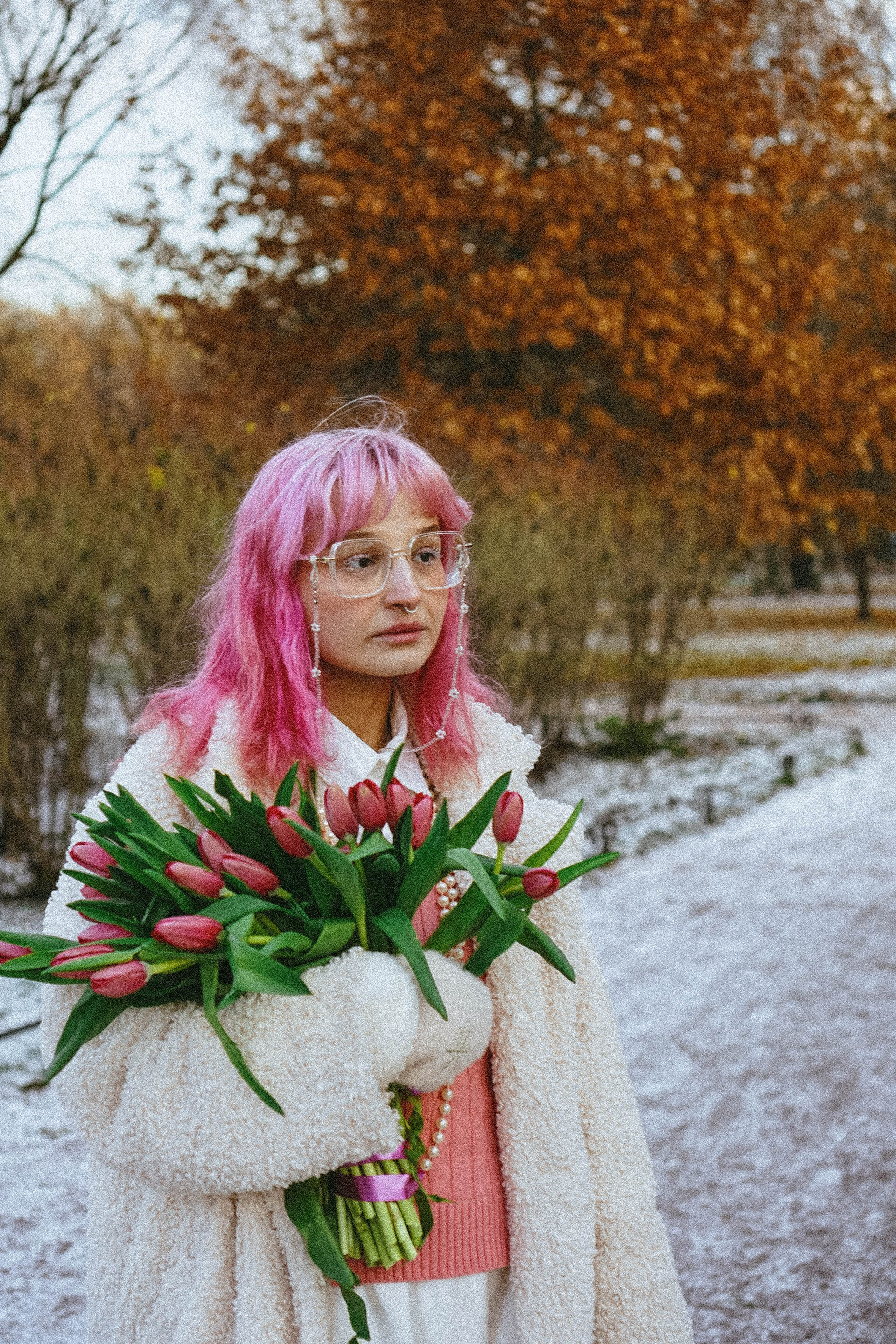 Прогулочная фотосессия с тюльпанами. Профессиональный фотограф, Санкт-Петербург — Виктория Богомолова