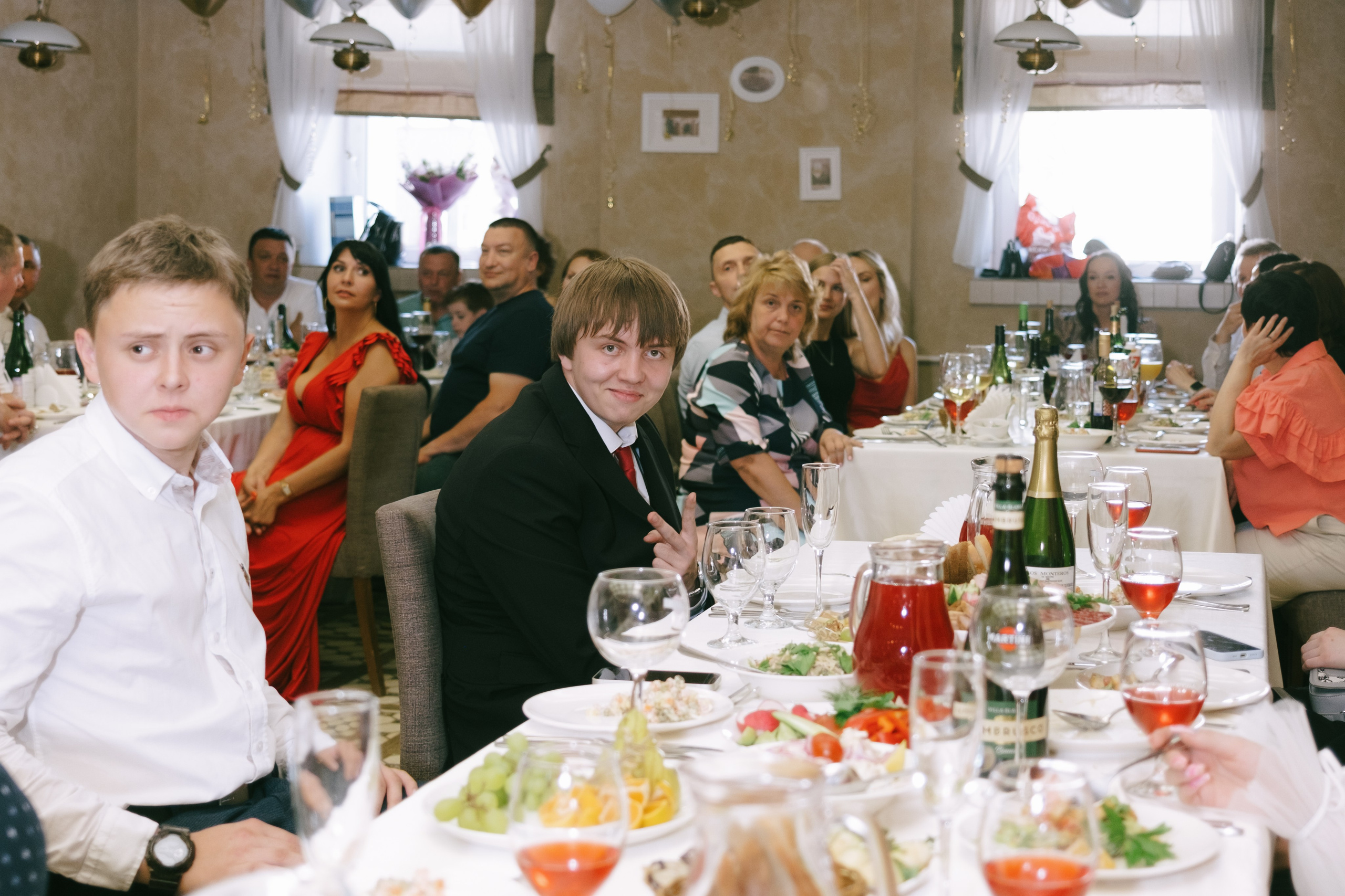 Выпускной школа 33. Свадебный и репортажной фотограф Денис Ожигин в Краснодаре и Краснодарском крае