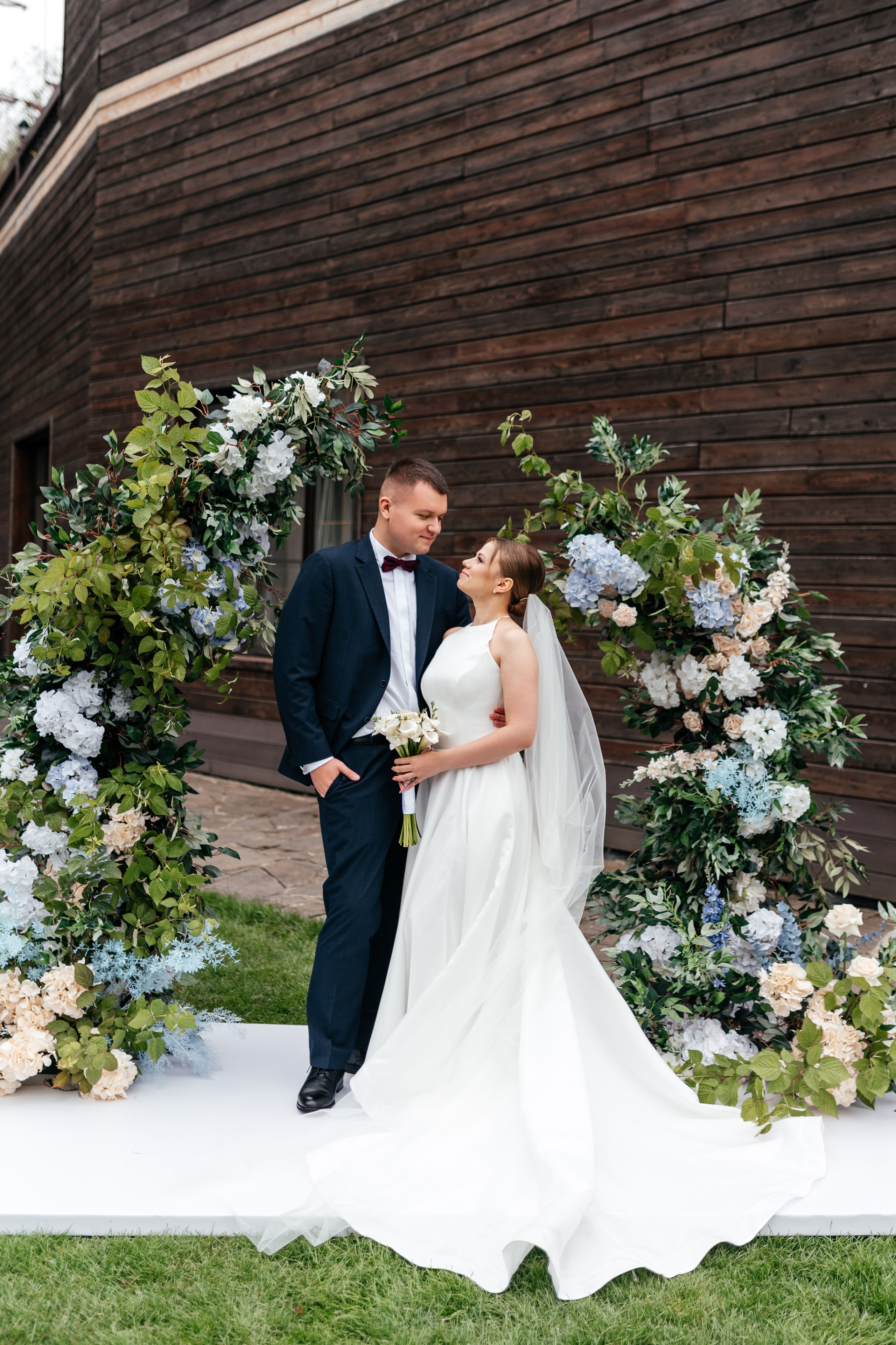 Свадебная фотосессия Ирины и Юрия Домодедово. Свадебный и индивидуальный фотограф Никита Роут | Москва