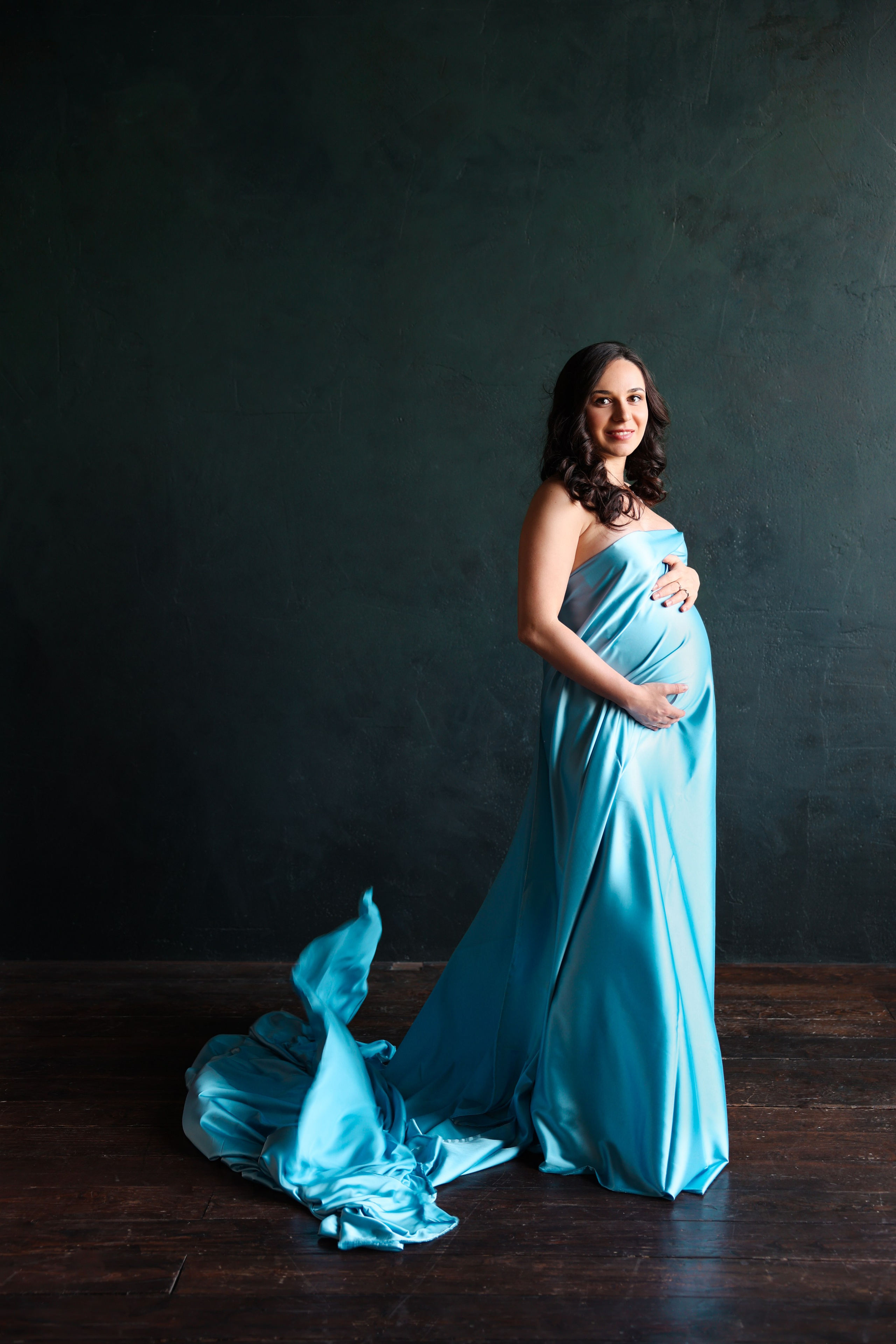 Ирина голубая ткань. Оксана Ромашкина- семейный и ньюборн фотограф из Москвы