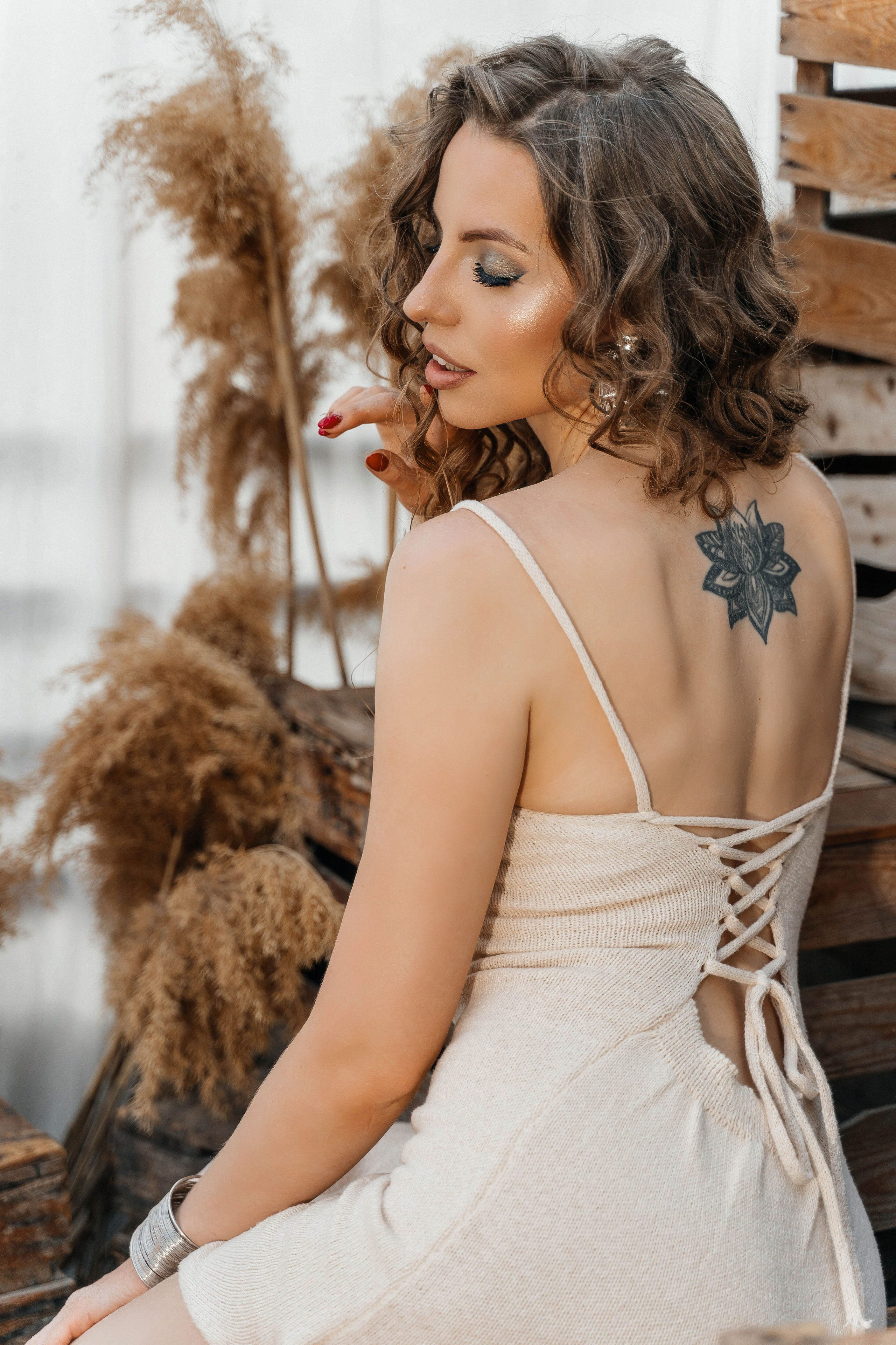 Съемки в интерьере студий. Виктория Алпеева — фотограф по любви