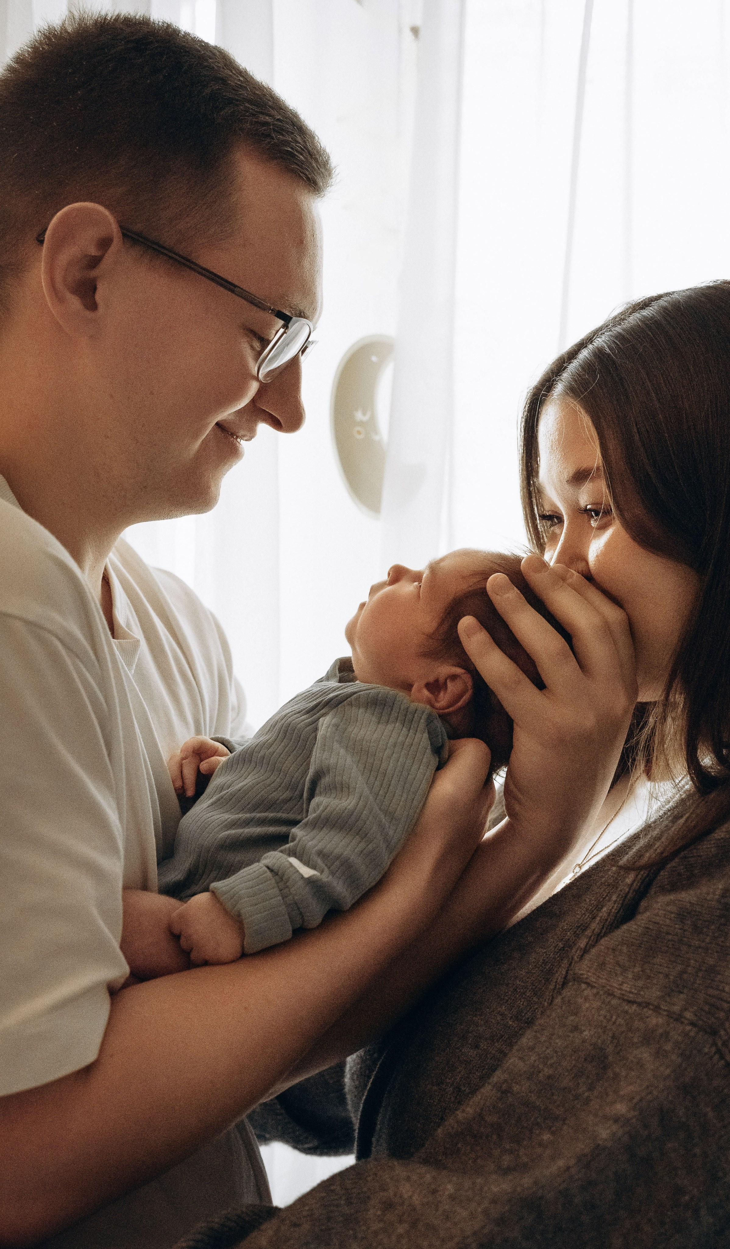 Анна, Вячеслав и Евгений. Фотограф беременности и семьи, домашние съемки, Ньюборн