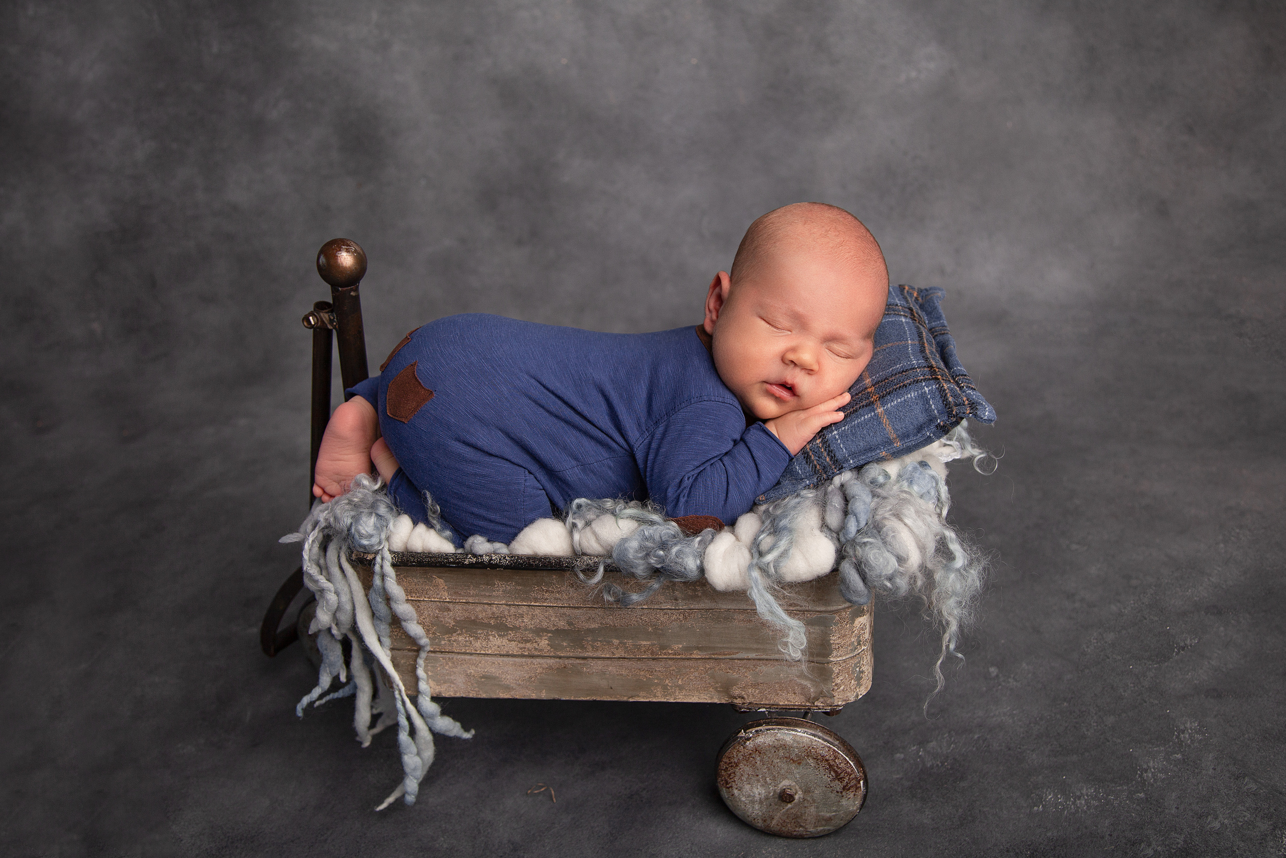 Новорожденные. Детский фотограф в Хабаровске Антипова Марина