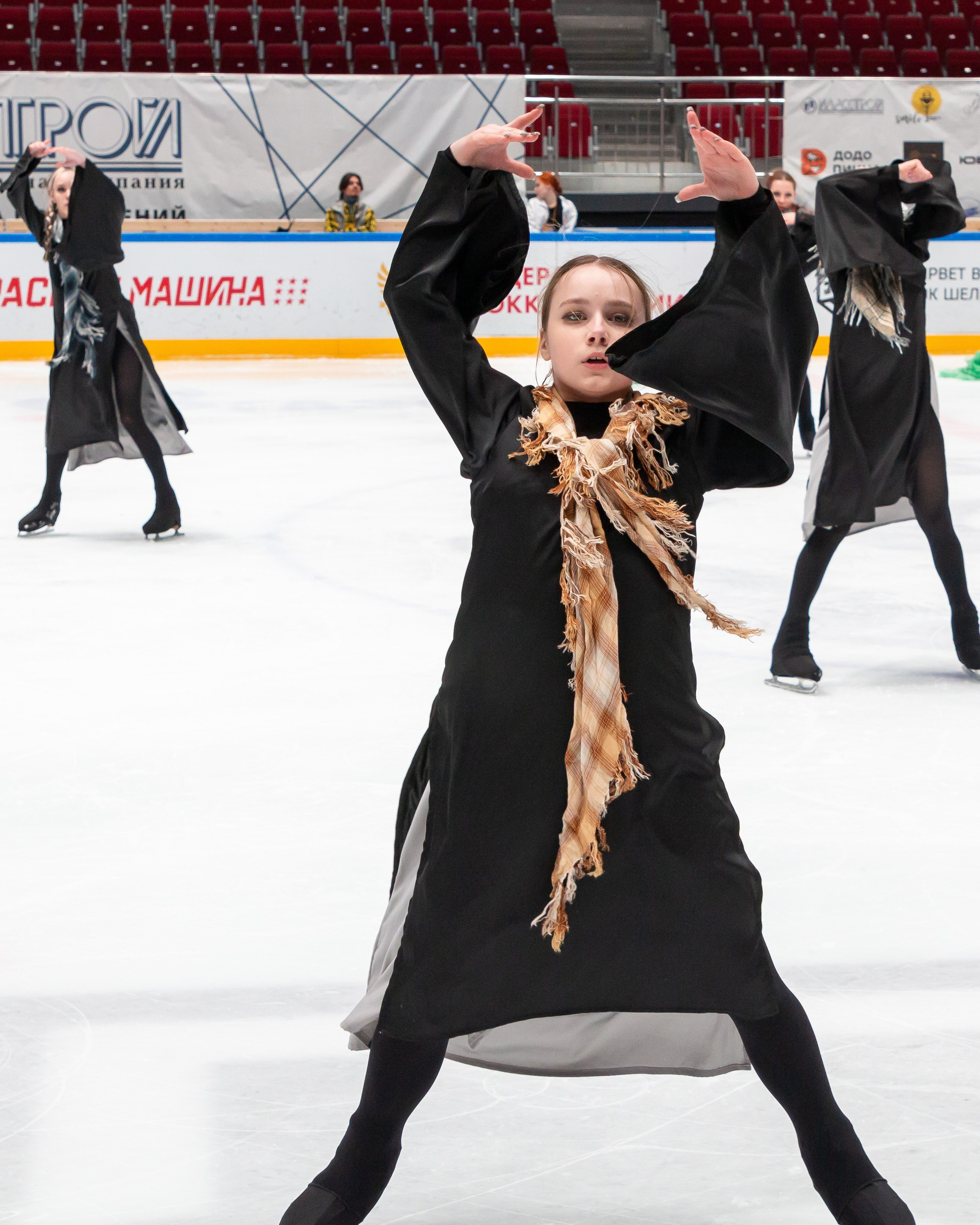 VII Ежегодный фестиваль массовых танцев на льду и фигурного катания «Петровский лёд» Санкт-Петербург 2024. Репортажный фотограф в Москве