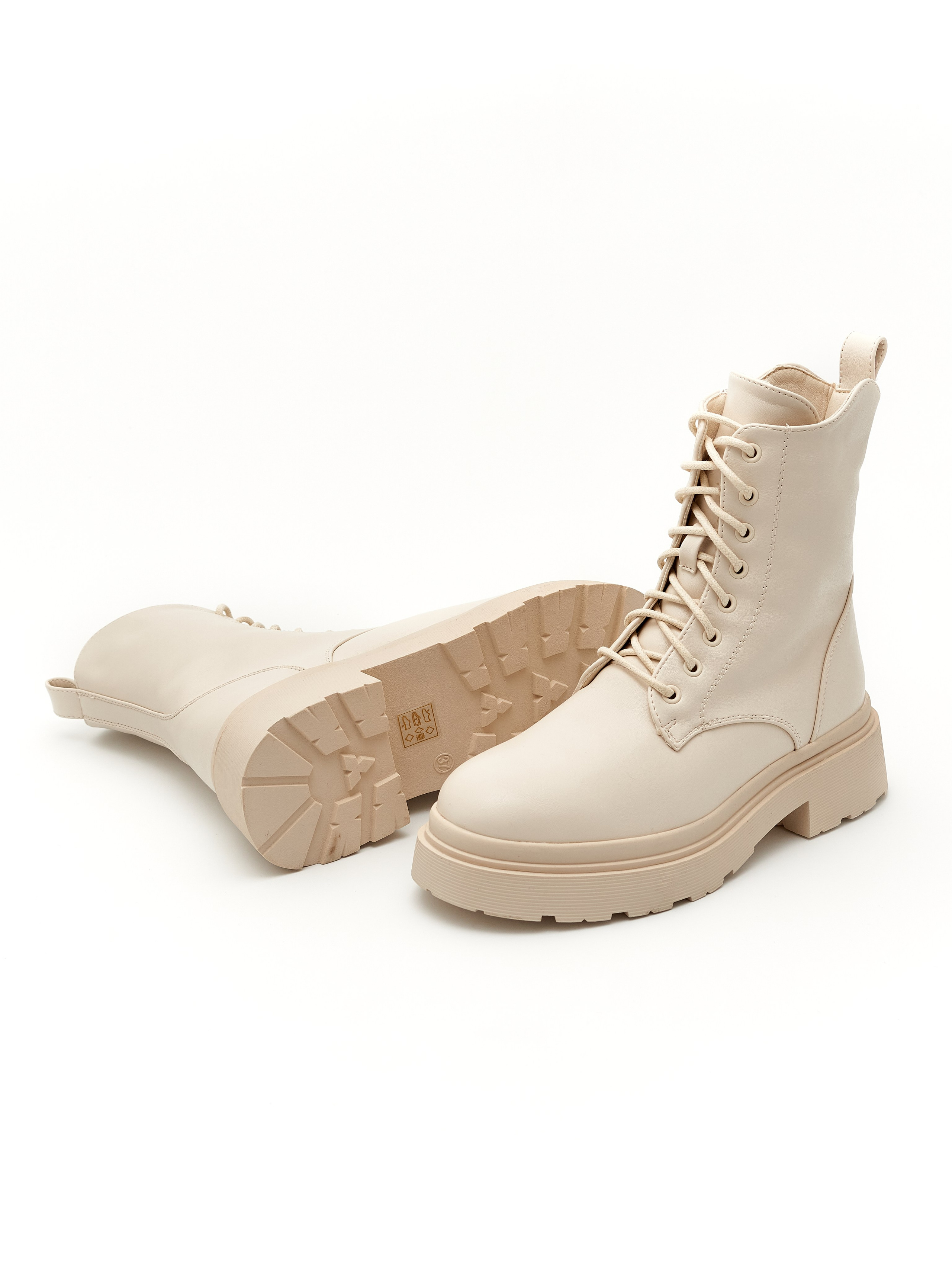 Обувь. Каталожный предметный фотограф