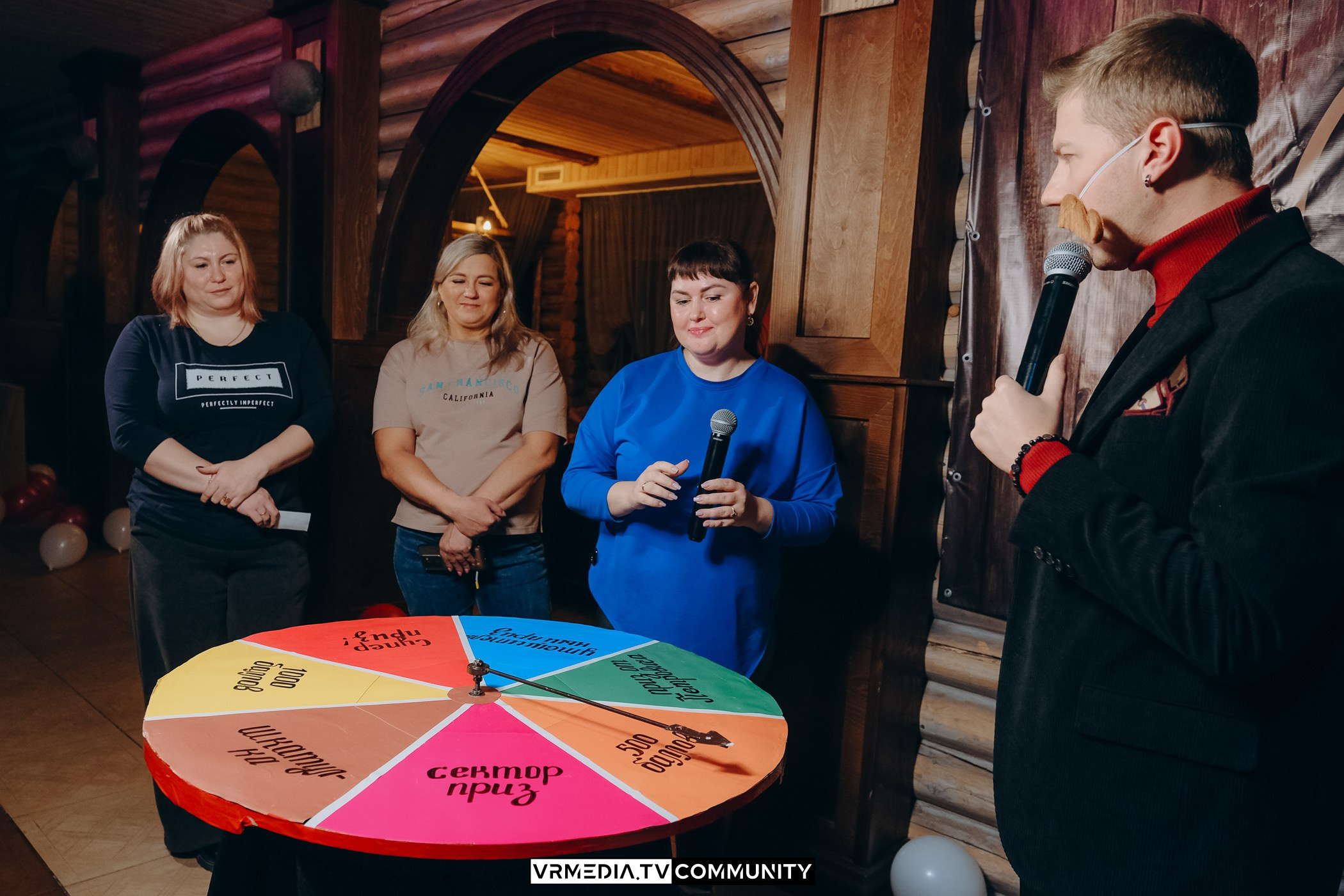 День рождения у «Петровича»