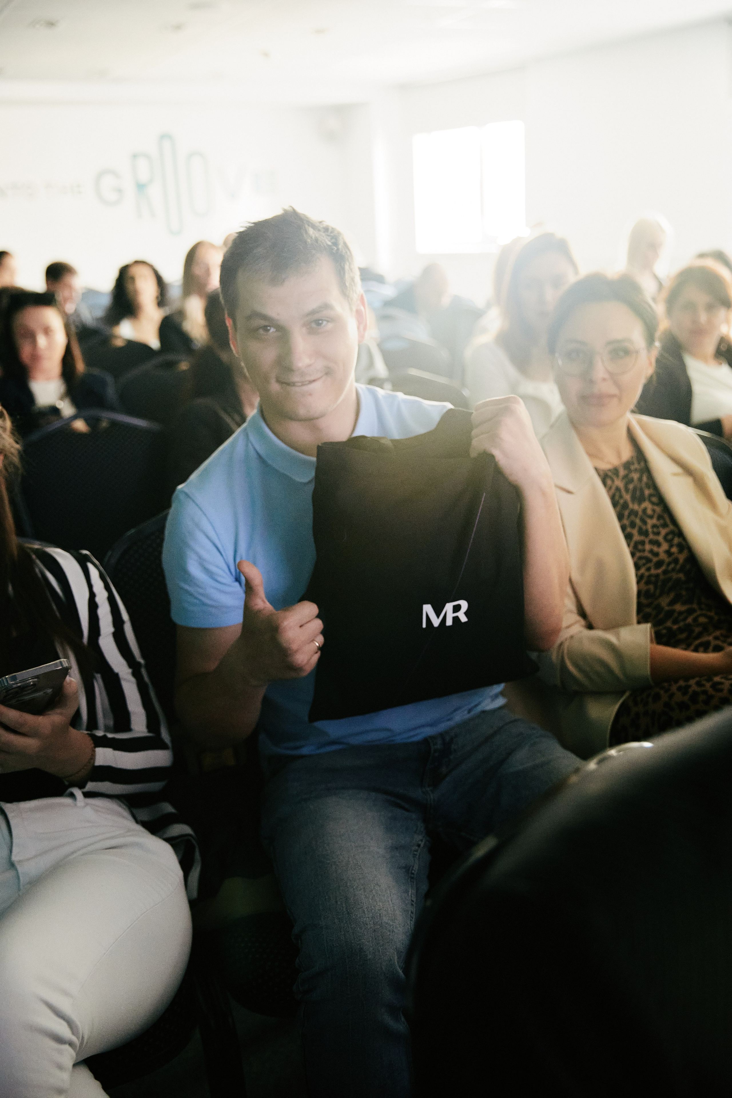 Презентация MR Group в ibis 23.04. Свадебный репортажный фотограф краснодар максим дремов дрёмов фотосессия студия цена