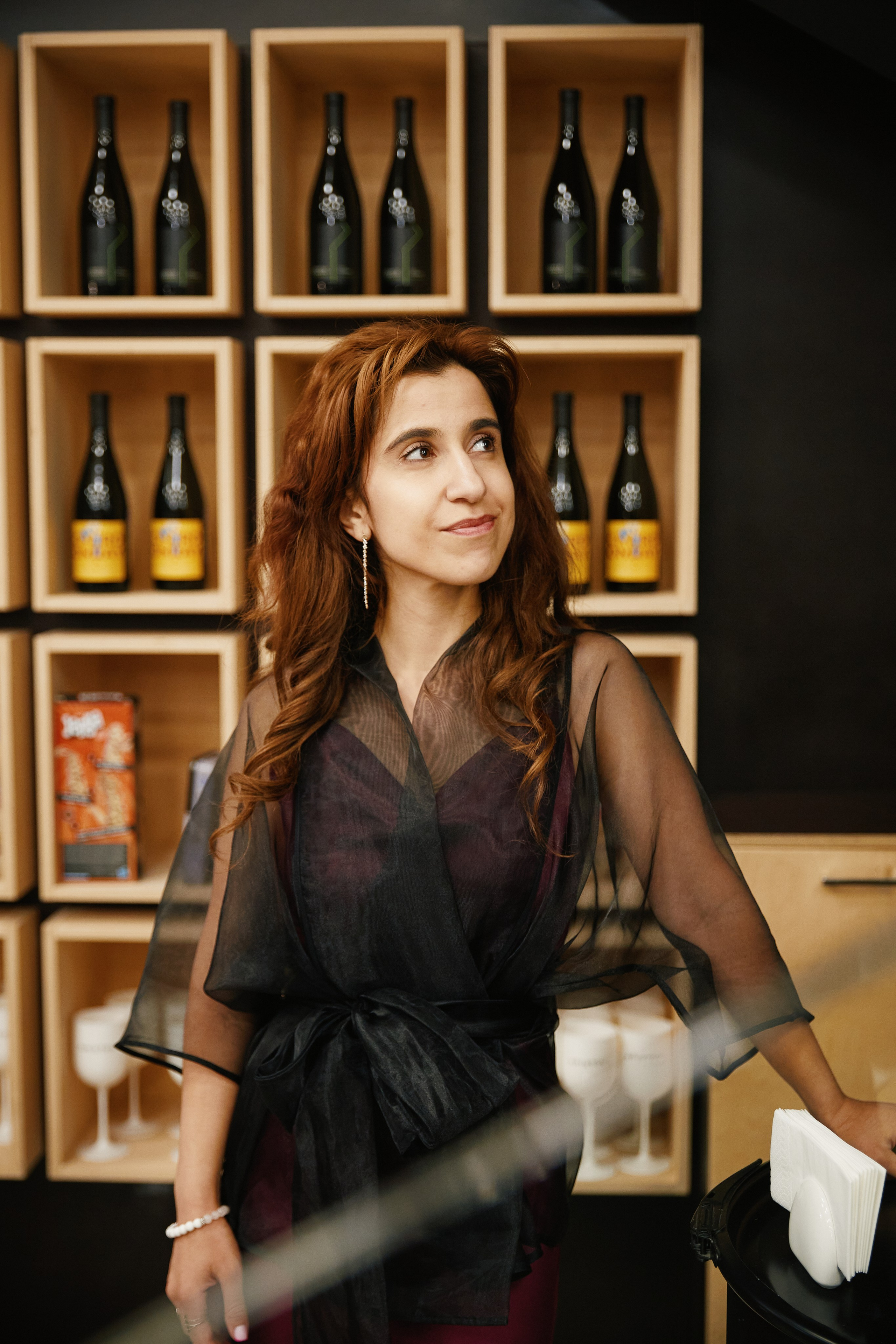 Иммерсивный спектакль в Винном клубе CHATEAU TAMAGNE 21.05. Свадебный репортажный фотограф краснодар максим дремов дрёмов фотосессия студия цена