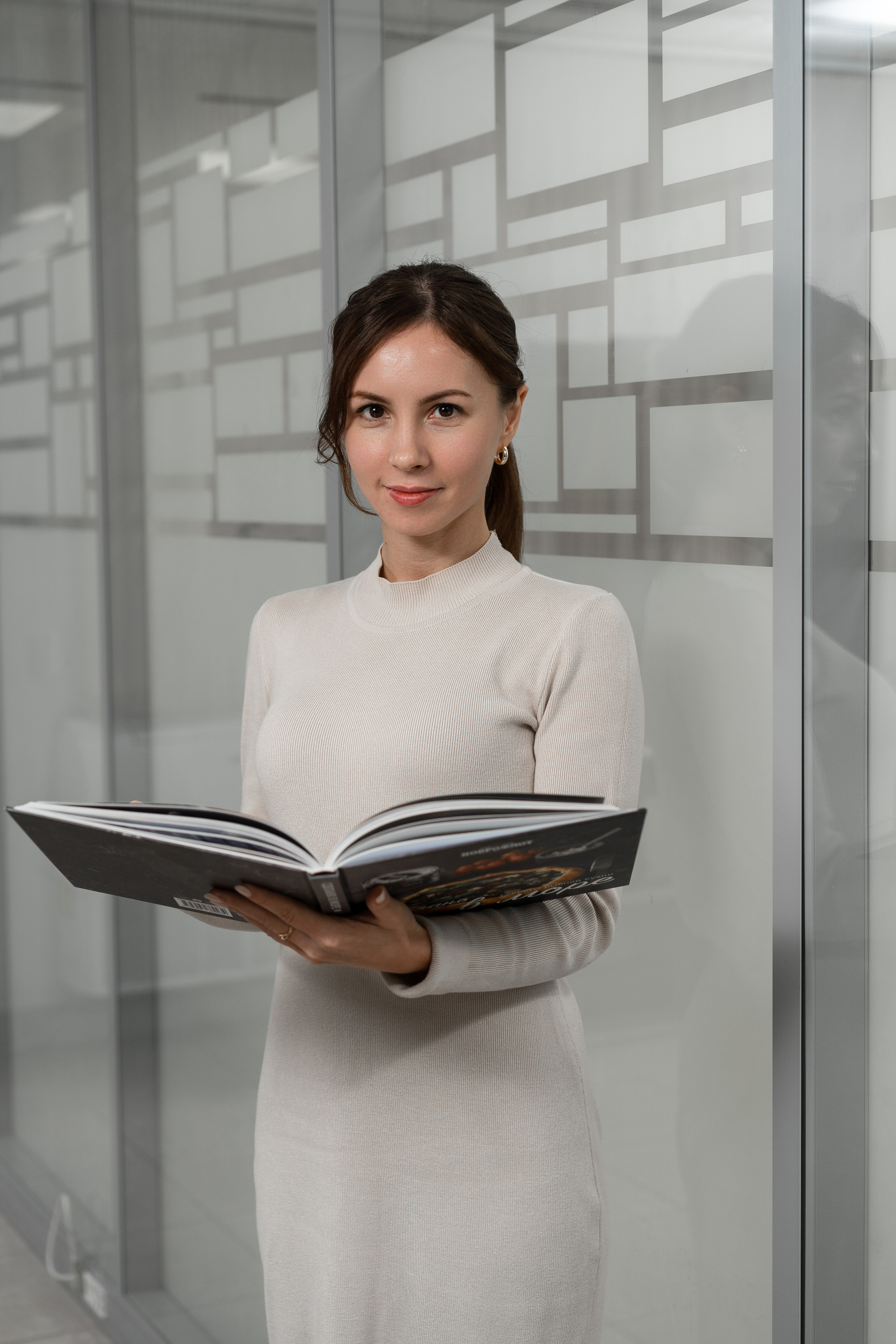 Бизнес фотосессия сотрудников для календаря