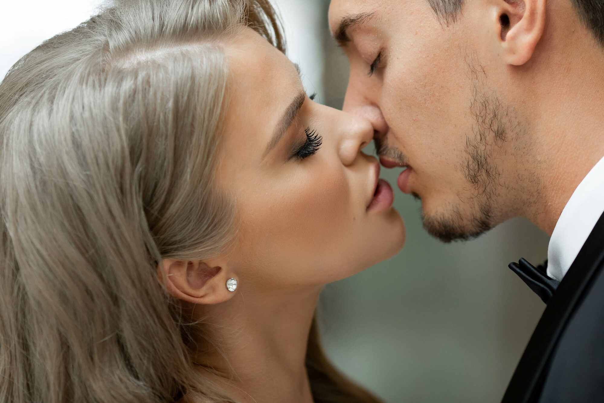 Стильная свадьба со сборами в гостинице Эрмитаж. Свадебный фотограф в Санкт-Петербурге и Москве Андрей Нестеров