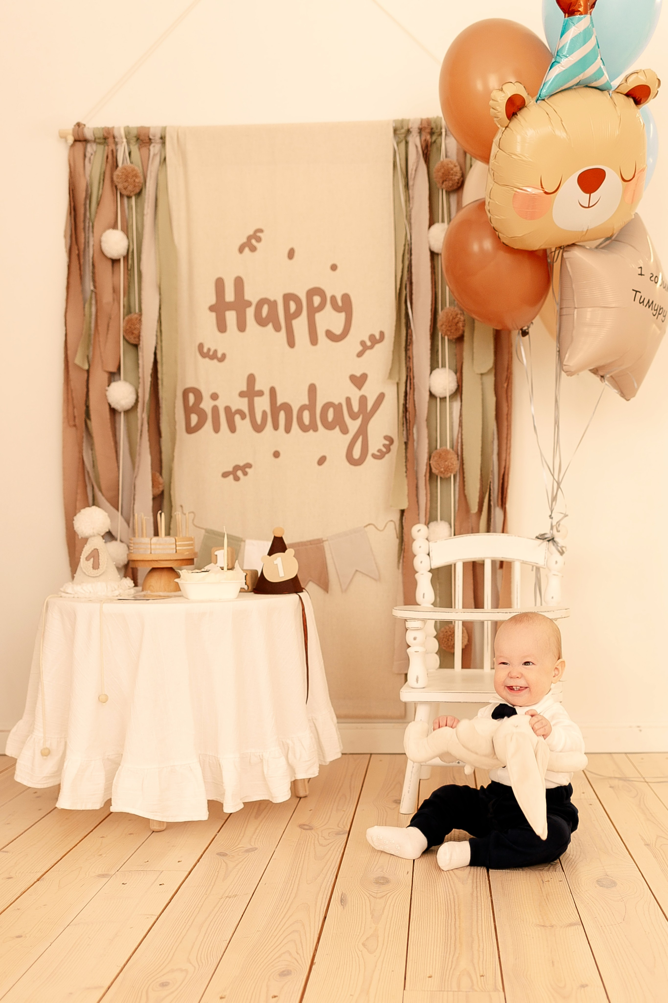 Тимуру 1 годик. Семейный фотограф Фотосессия беременности  Екатеринбург Елена Луткова