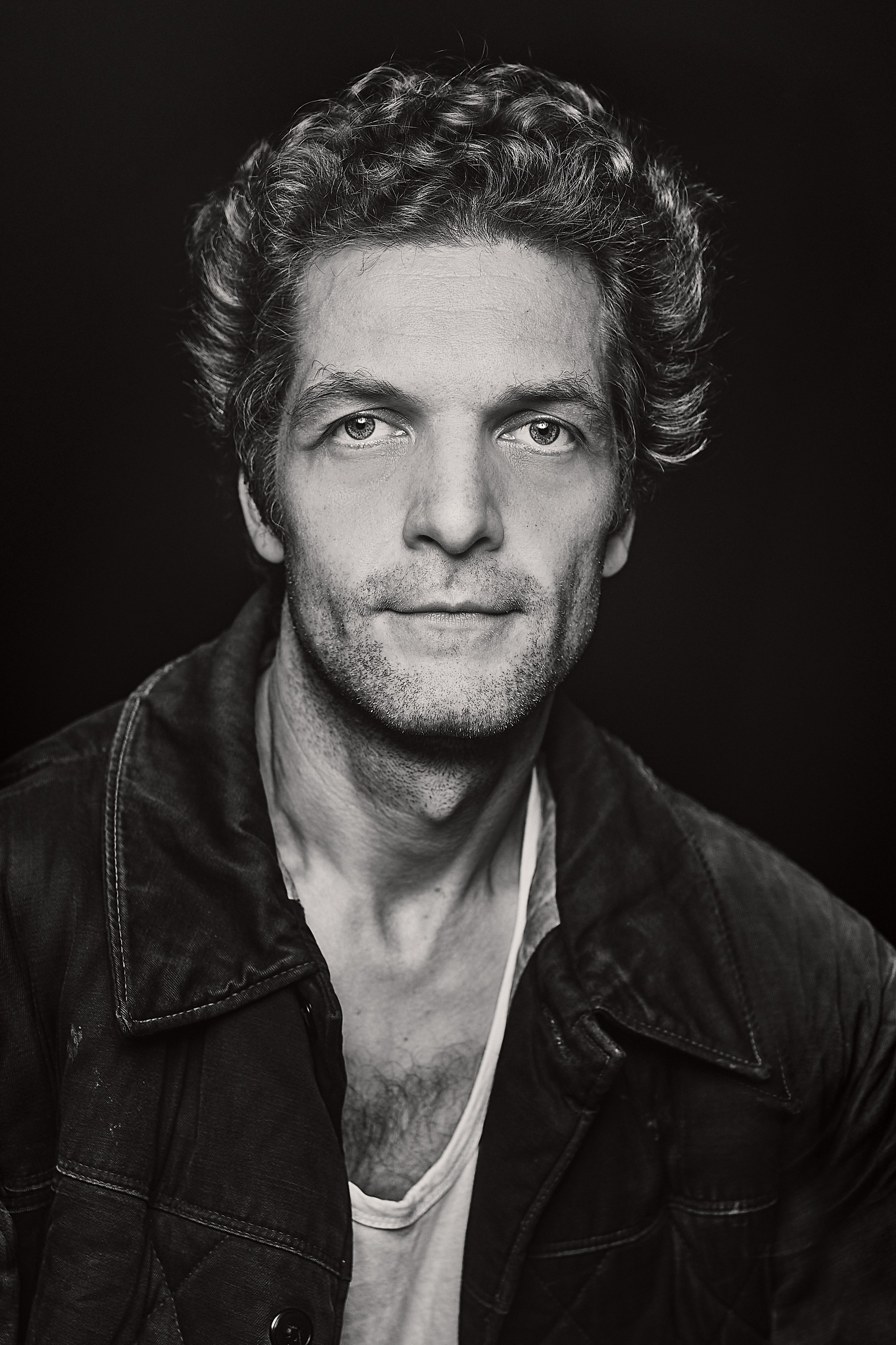 Герои спектакля «Сельские жители» театральной студии «Стихия» под руководством актрисы театра и кино Елены Медведевой. Фотограф Женя Пашкина