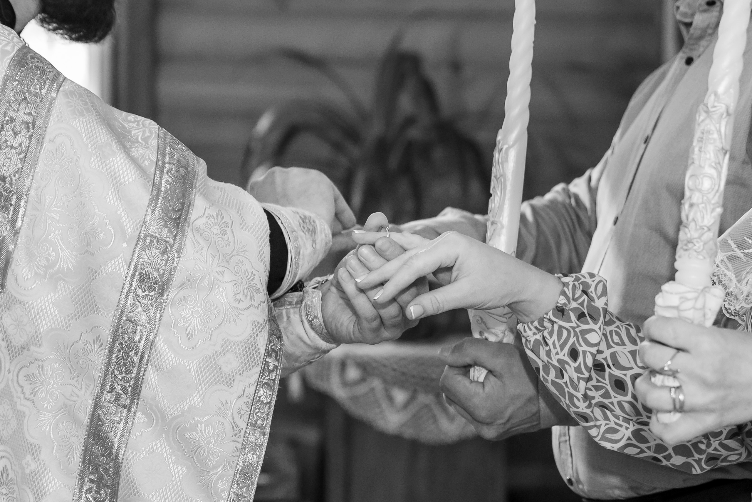 Фото и видео съемка Венчания. Свадебный фотограф Марина Суворова и видеооператор Олег Петров