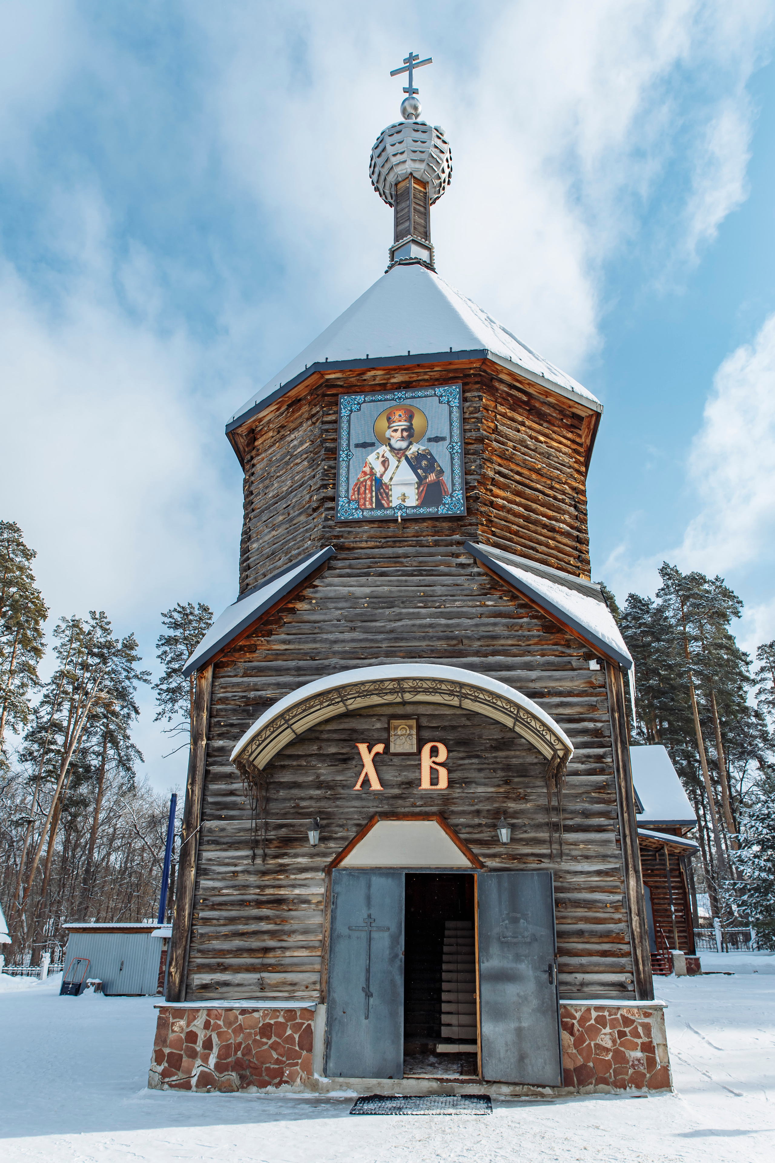 Фото и видео съемка Венчания. Свадебный фотограф Марина Суворова и видеооператор Олег Петров