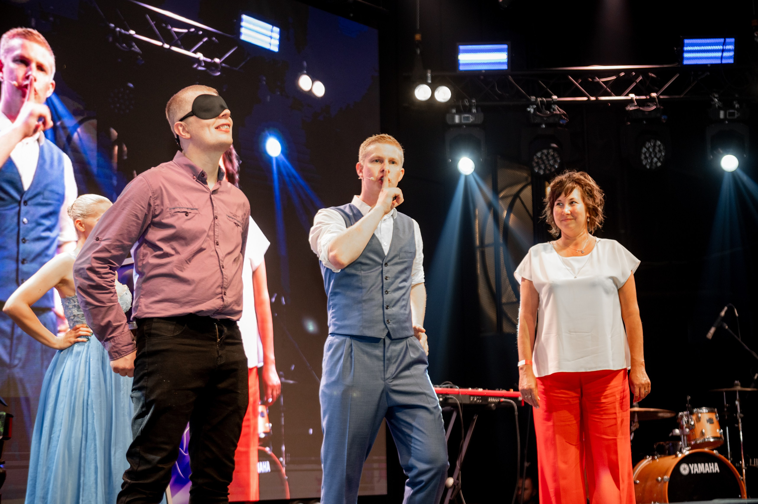 20 лет Дятьково мебель. Свадебный, семейный и репортажный фотограф. Брянск. Эльвира Голенкова